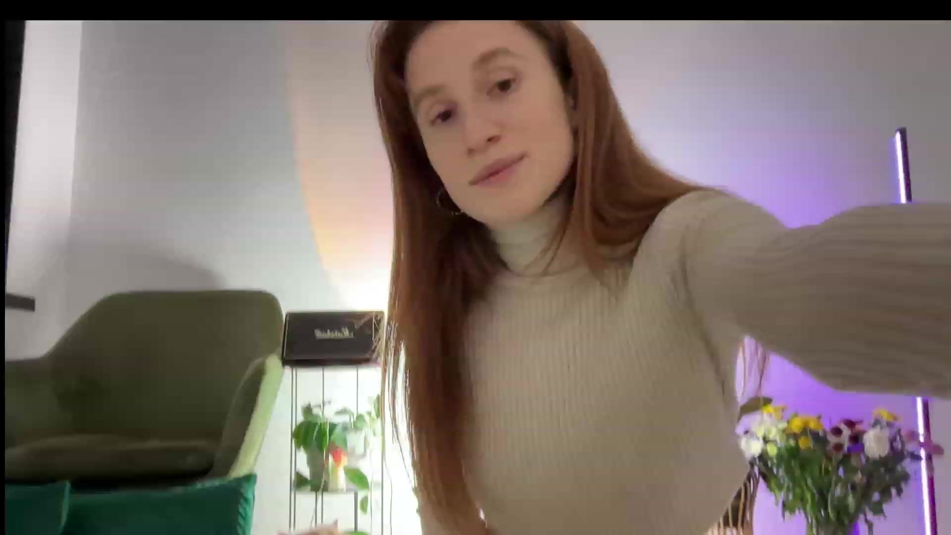 Gallery image thumbnail from LovelyBvnny's myfreecams stream on, 01/02/2024, 20:29 image 9 of 20