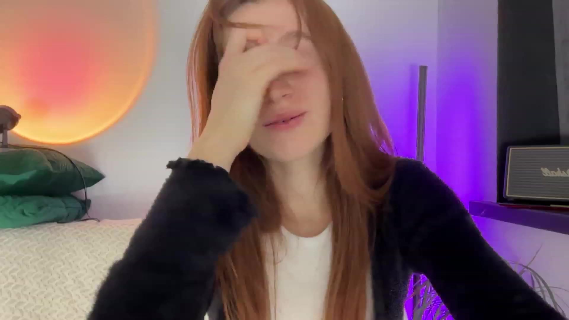 Gallery image thumbnail from LovelyBvnny's myfreecams stream on, 01/25/2024, 18:39 image 20 of 20