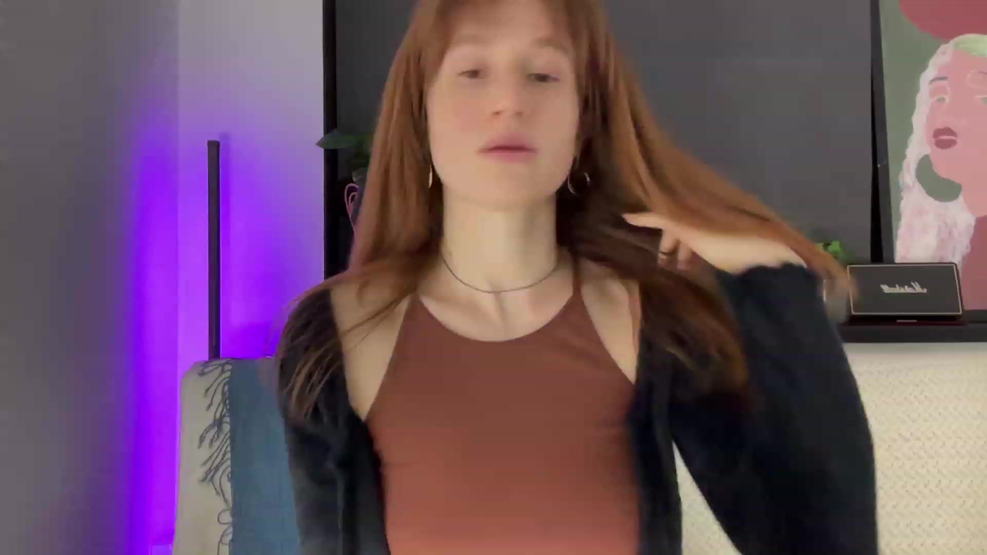 Gallery image thumbnail from LovelyBvnny's myfreecams stream on, 02/04/2024, 17:54 image 5 of 20