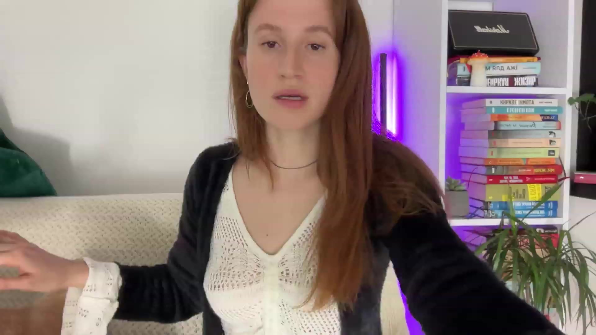 Gallery image thumbnail from LovelyBvnny's myfreecams stream on, 02/11/2024, 18:25 image 9 of 20