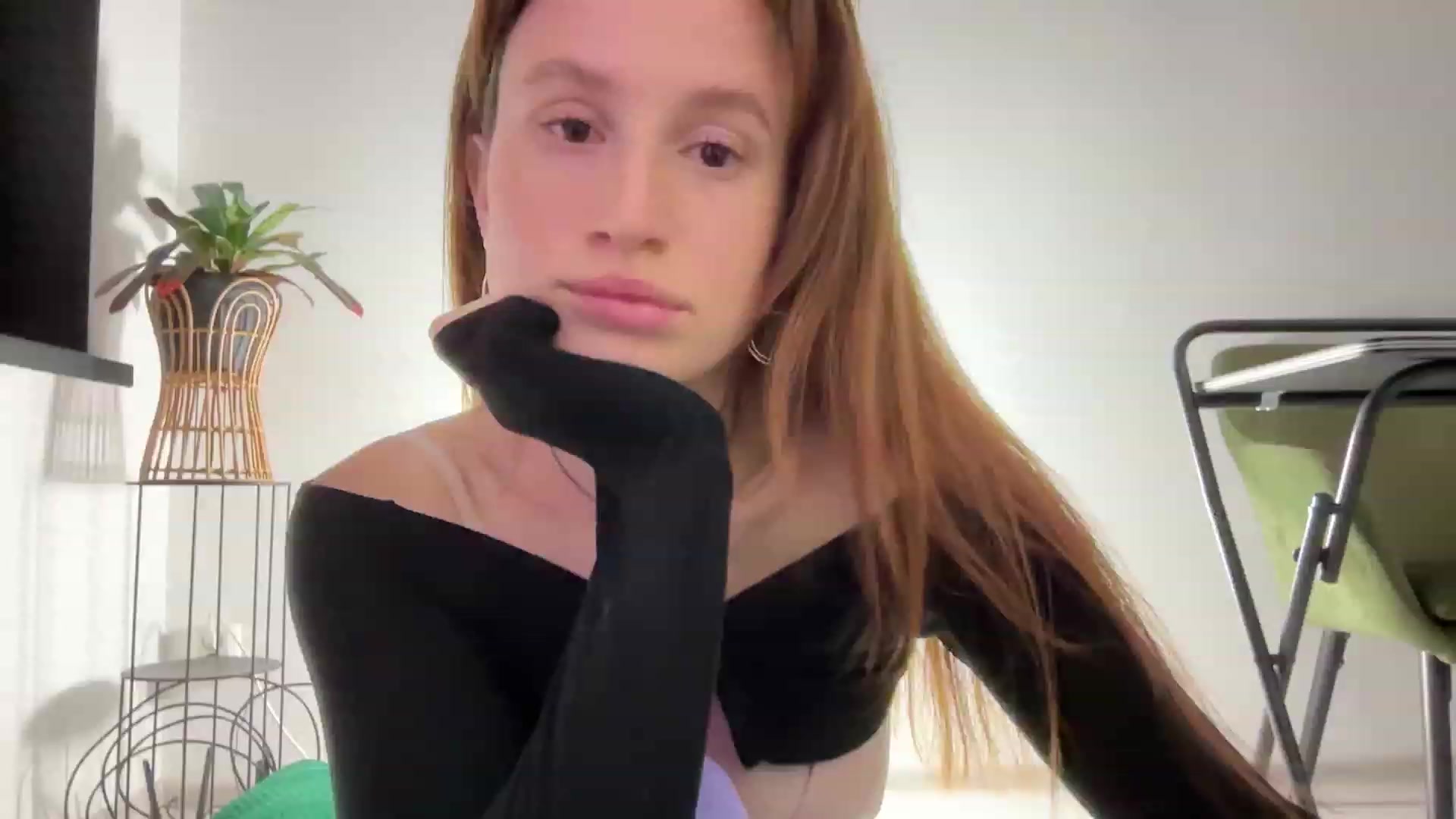 Gallery image thumbnail from LovelyBvnny's myfreecams stream on, 02/11/2024, 18:25 image 20 of 20