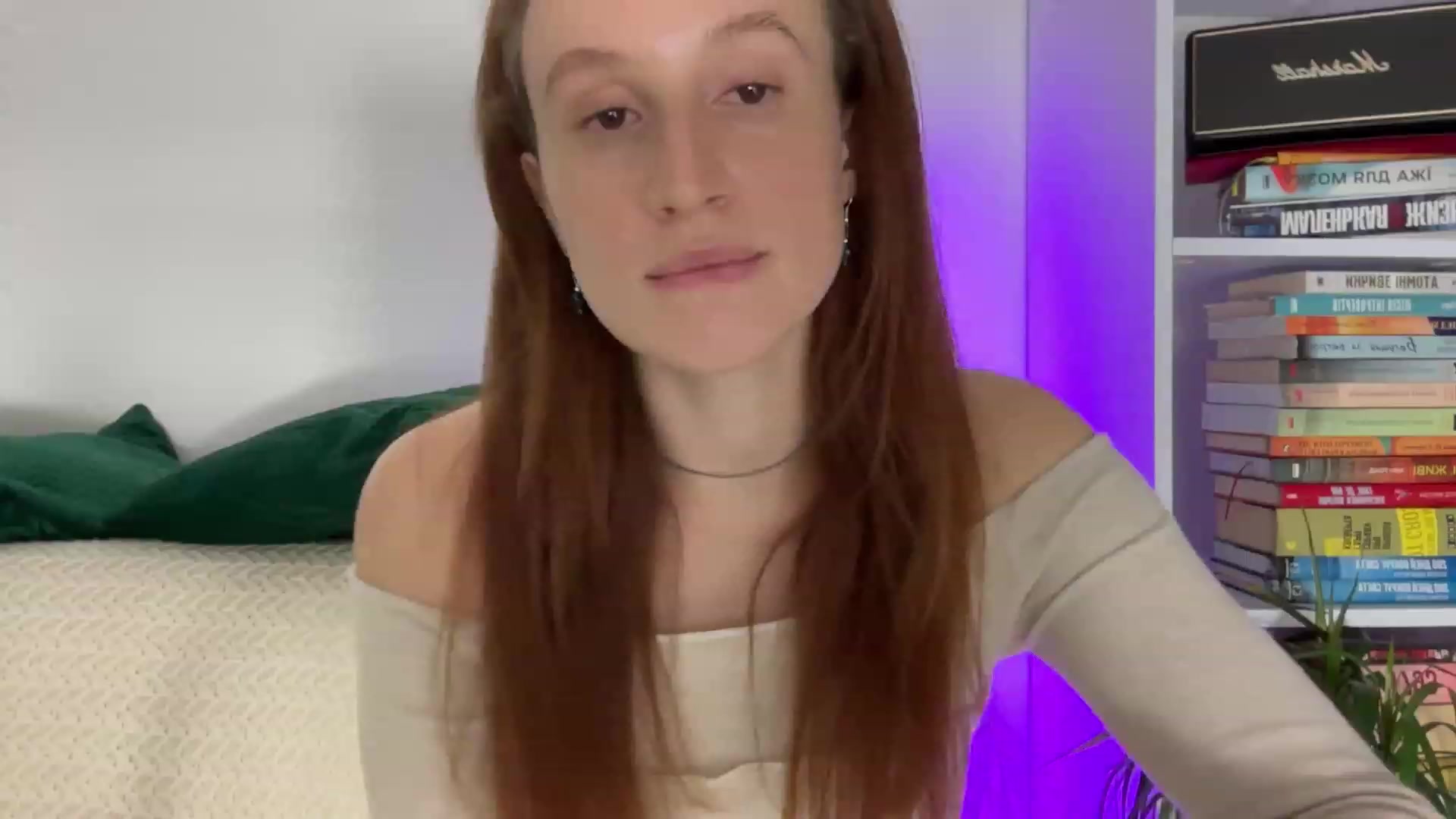 Gallery image thumbnail from LovelyBvnny's myfreecams stream on, 02/15/2024, 17:35 image 14 of 20