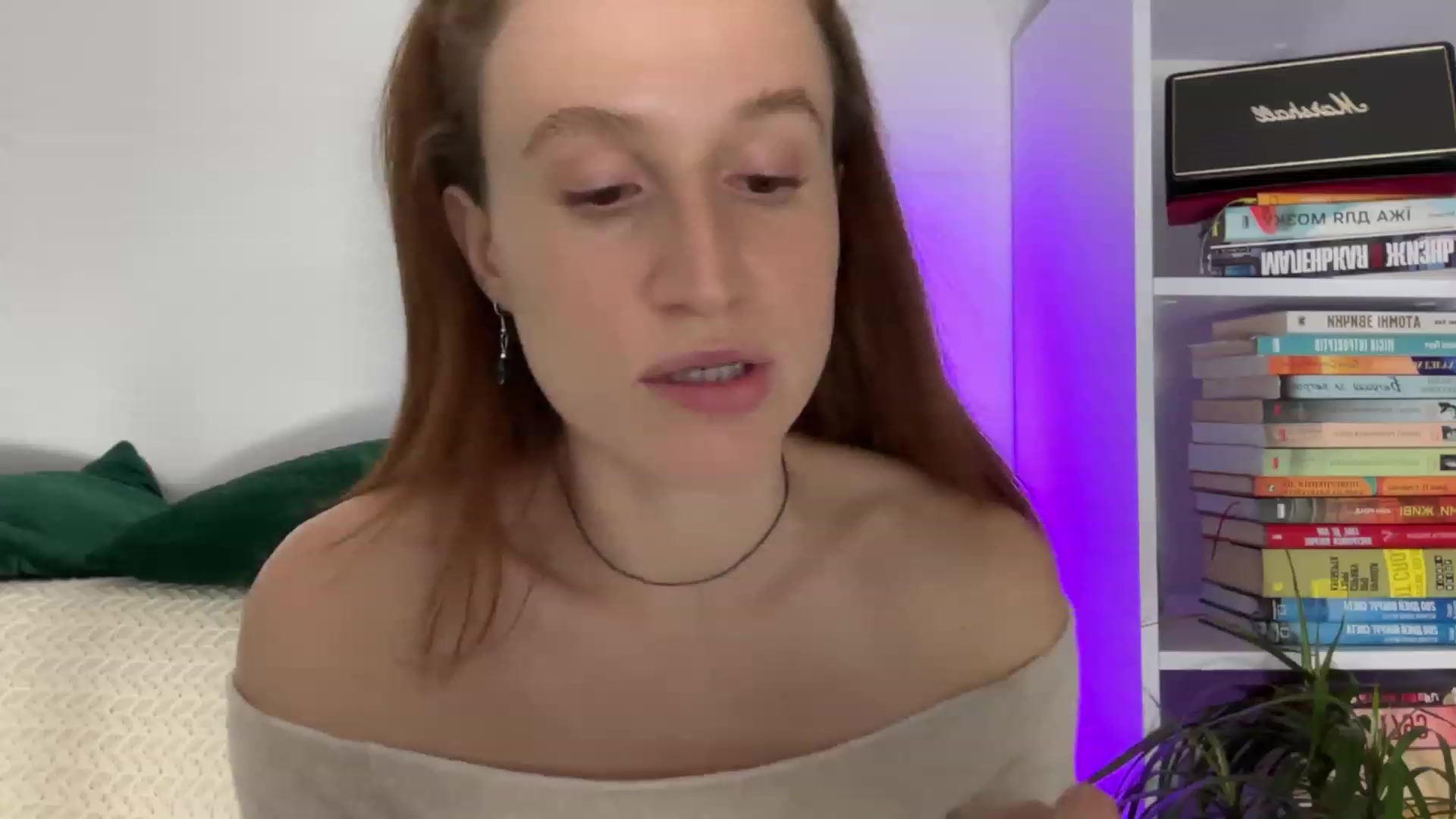 Gallery image thumbnail from LovelyBvnny's myfreecams stream on, 02/15/2024, 17:35 image 7 of 20