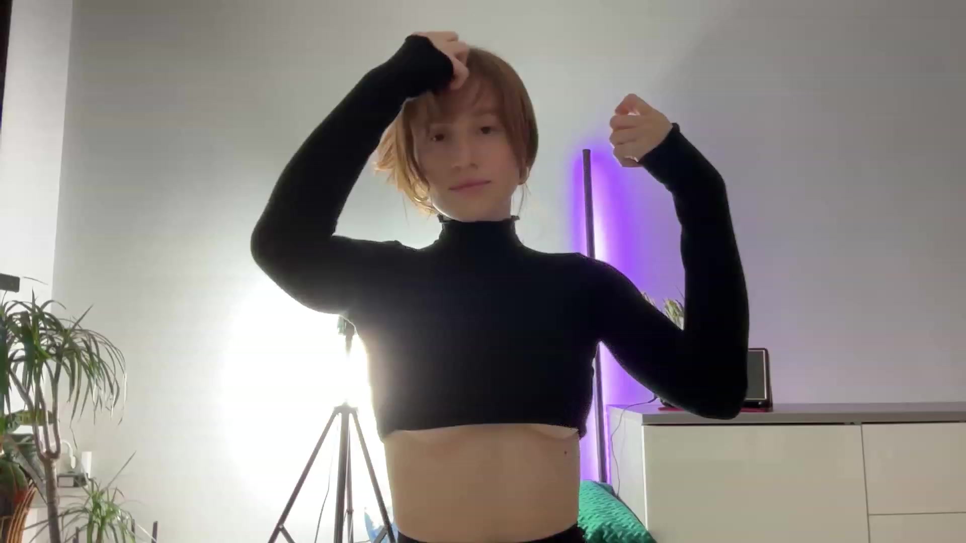 Gallery image thumbnail from LovelyBvnny's myfreecams stream on, 02/16/2024, 17:44 image 16 of 20