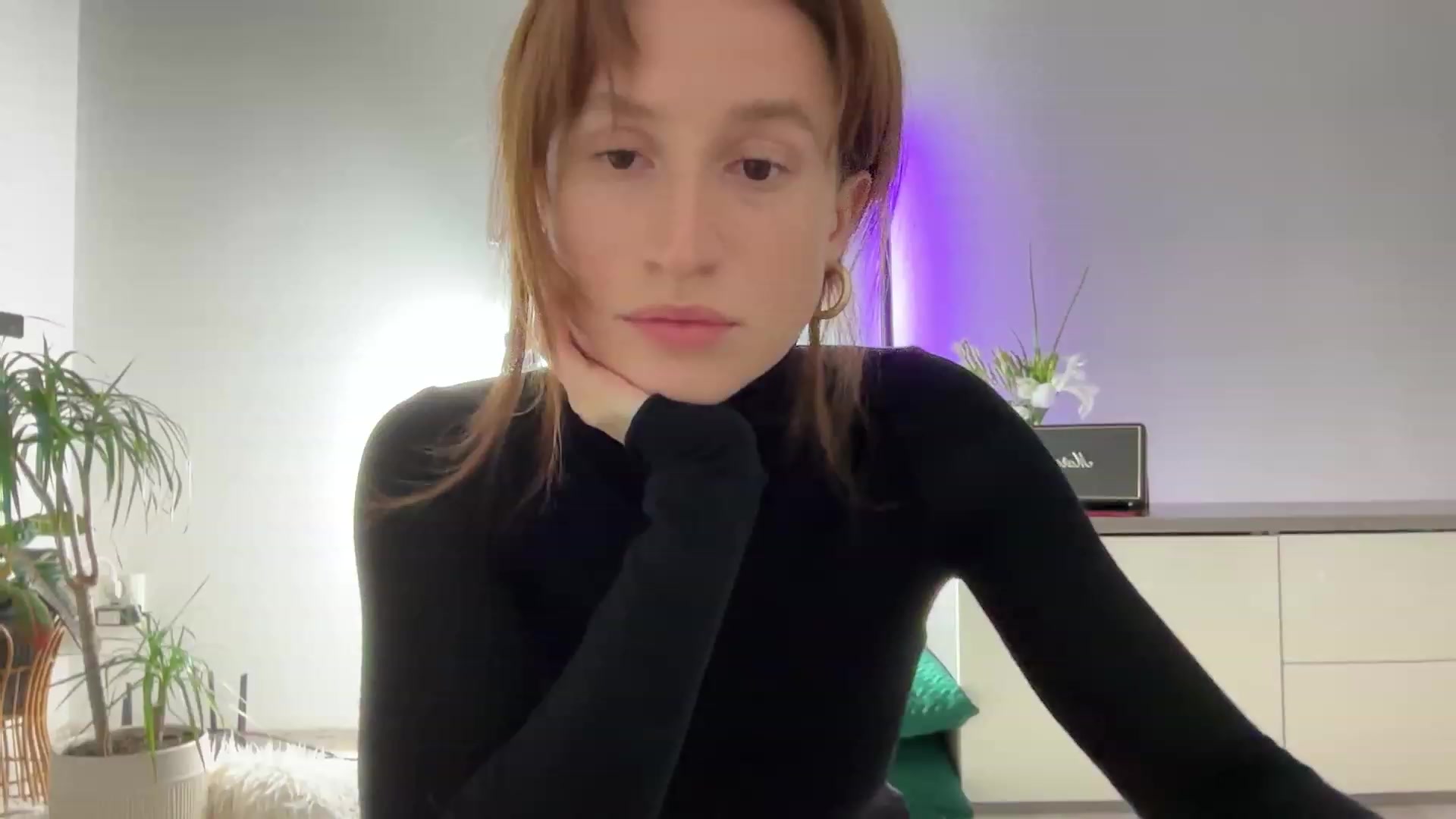 Gallery image thumbnail from LovelyBvnny's myfreecams stream on, 02/16/2024, 17:44 image 19 of 20