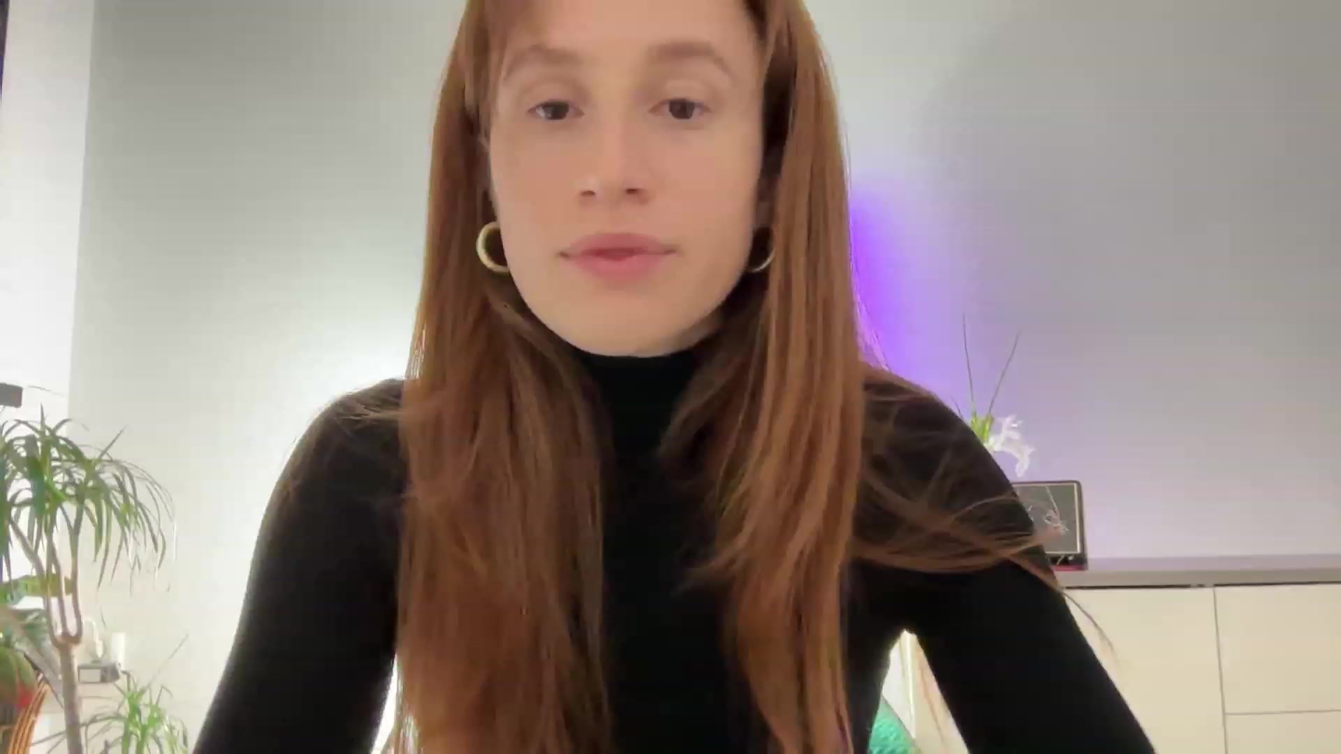 Gallery image thumbnail from LovelyBvnny's myfreecams stream on, 02/16/2024, 17:44 image 7 of 20
