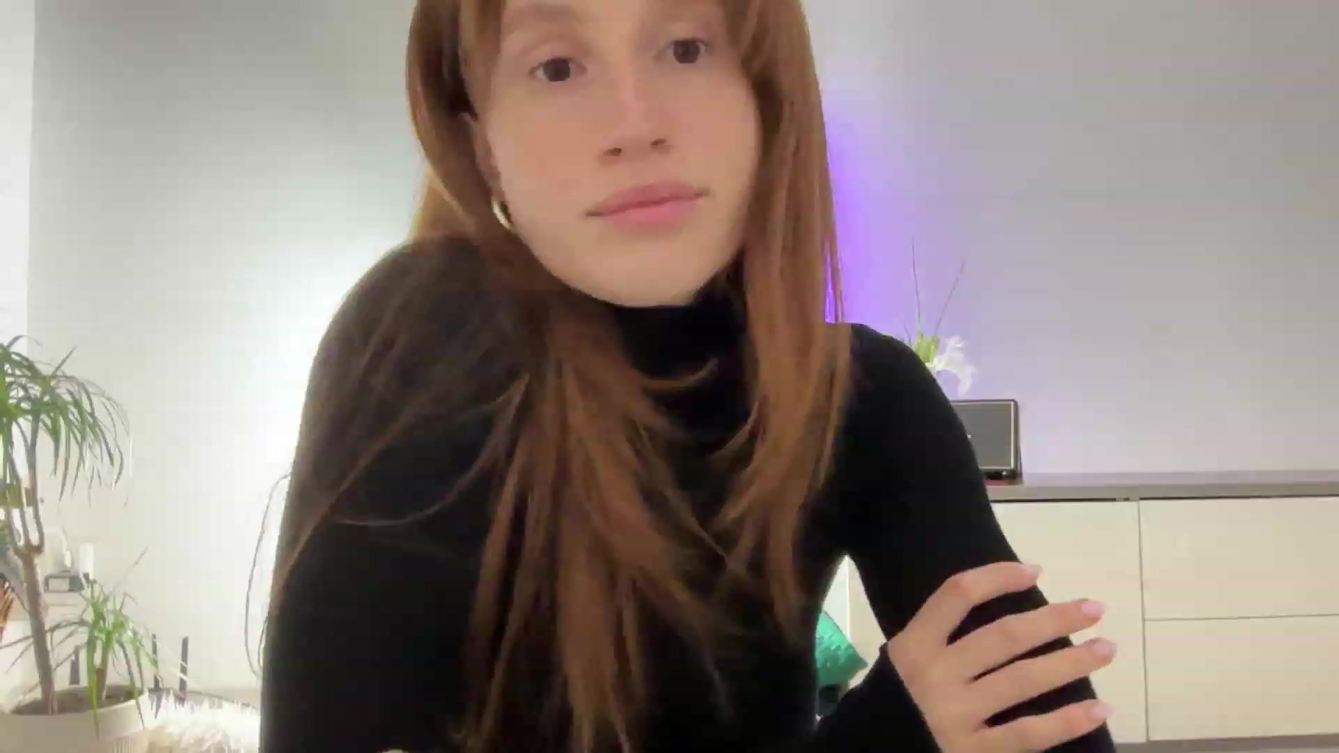 Gallery image thumbnail from LovelyBvnny's myfreecams stream on, 02/16/2024, 19:01 image 9 of 20