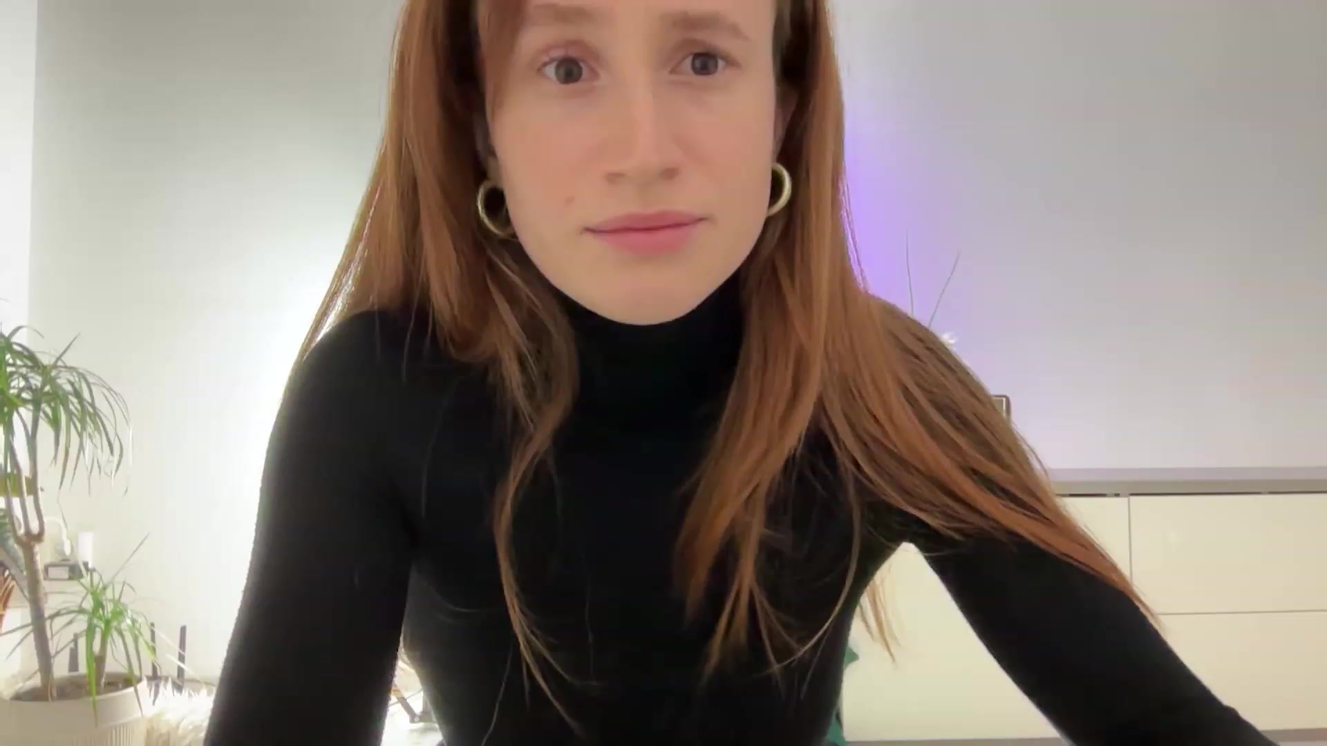 Gallery image thumbnail from LovelyBvnny's myfreecams stream on, 02/16/2024, 19:01 image 12 of 20