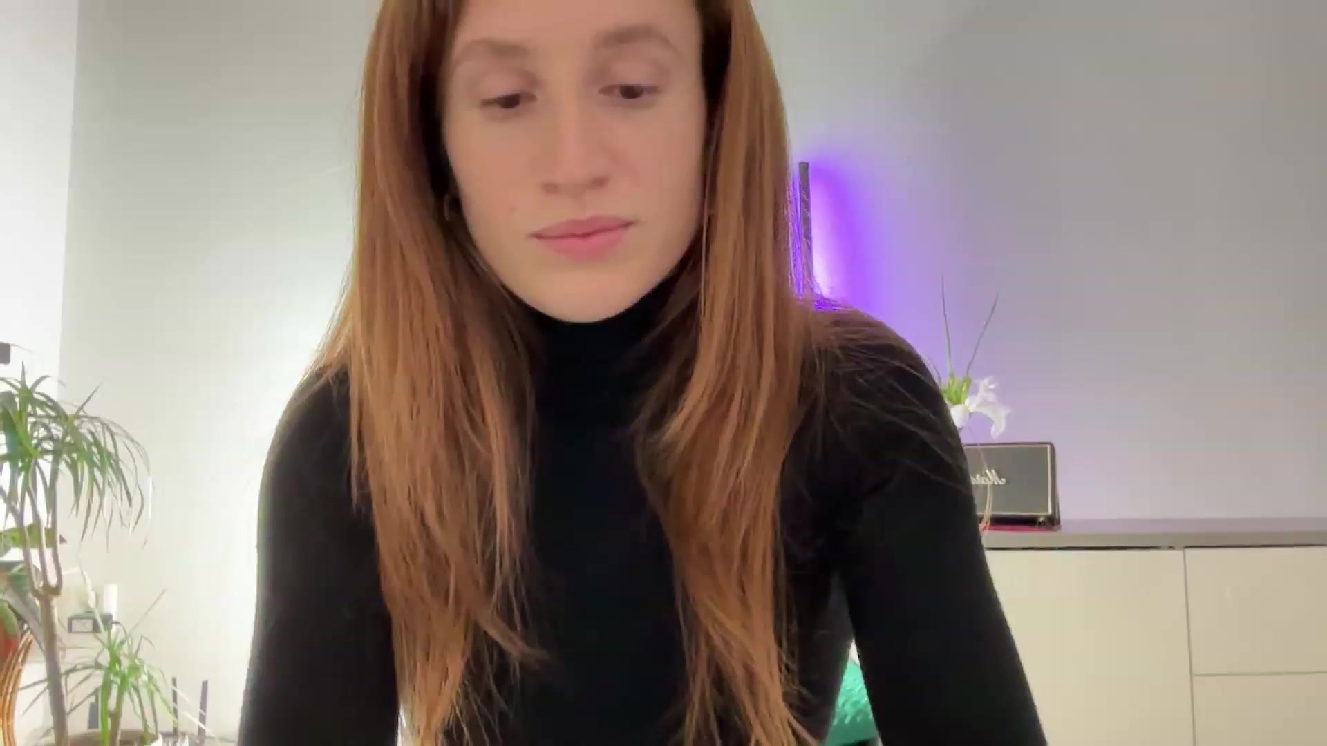 Gallery image thumbnail from LovelyBvnny's myfreecams stream on, 02/16/2024, 19:01 image 20 of 20