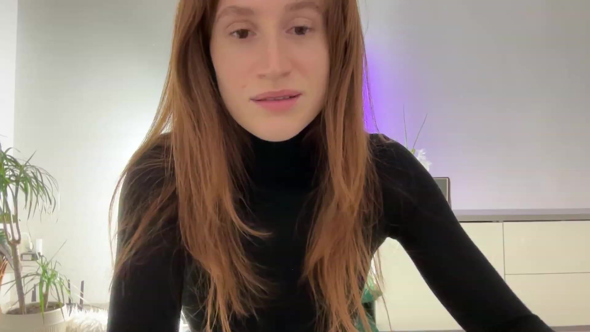Gallery image thumbnail from LovelyBvnny's myfreecams stream on, 02/16/2024, 19:01 image 2 of 20