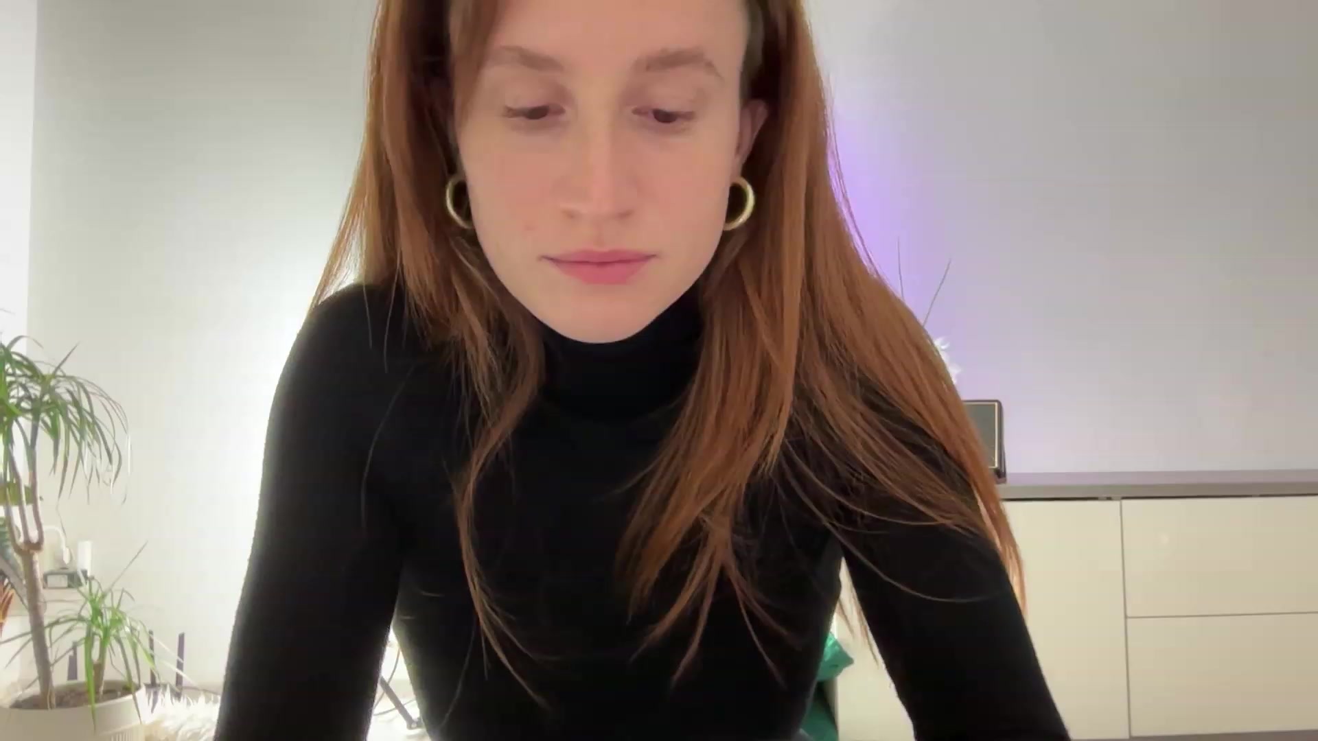 Gallery image thumbnail from LovelyBvnny's myfreecams stream on, 02/16/2024, 19:01 image 11 of 20