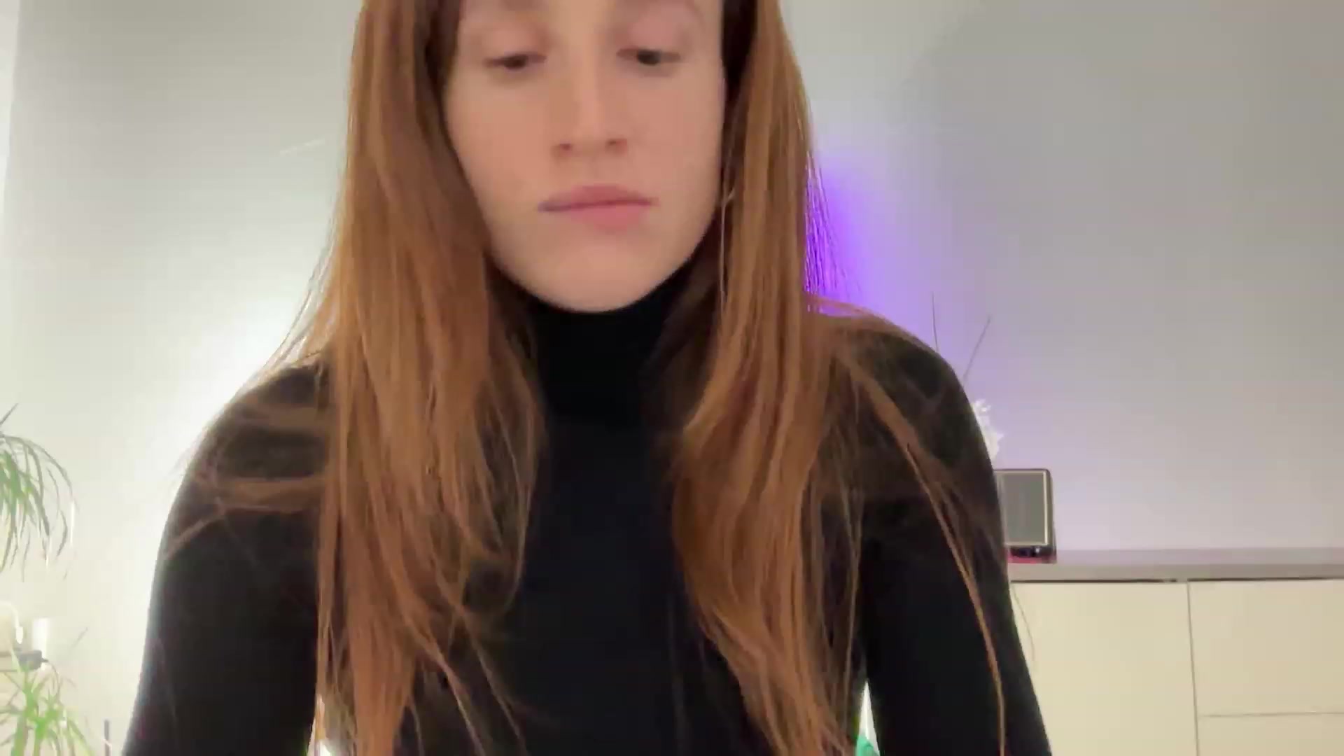 Gallery image thumbnail from LovelyBvnny's myfreecams stream on, 02/16/2024, 19:01 image 17 of 20