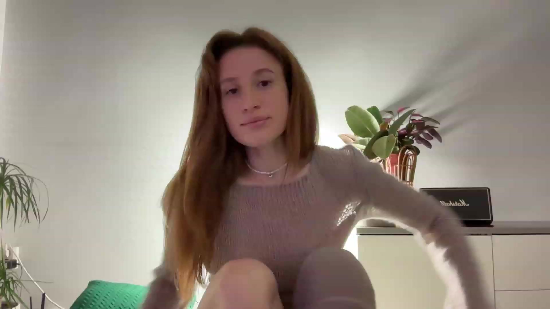 Gallery image thumbnail from LovelyBvnny's myfreecams stream on, 02/29/2024, 18:12 image 4 of 20