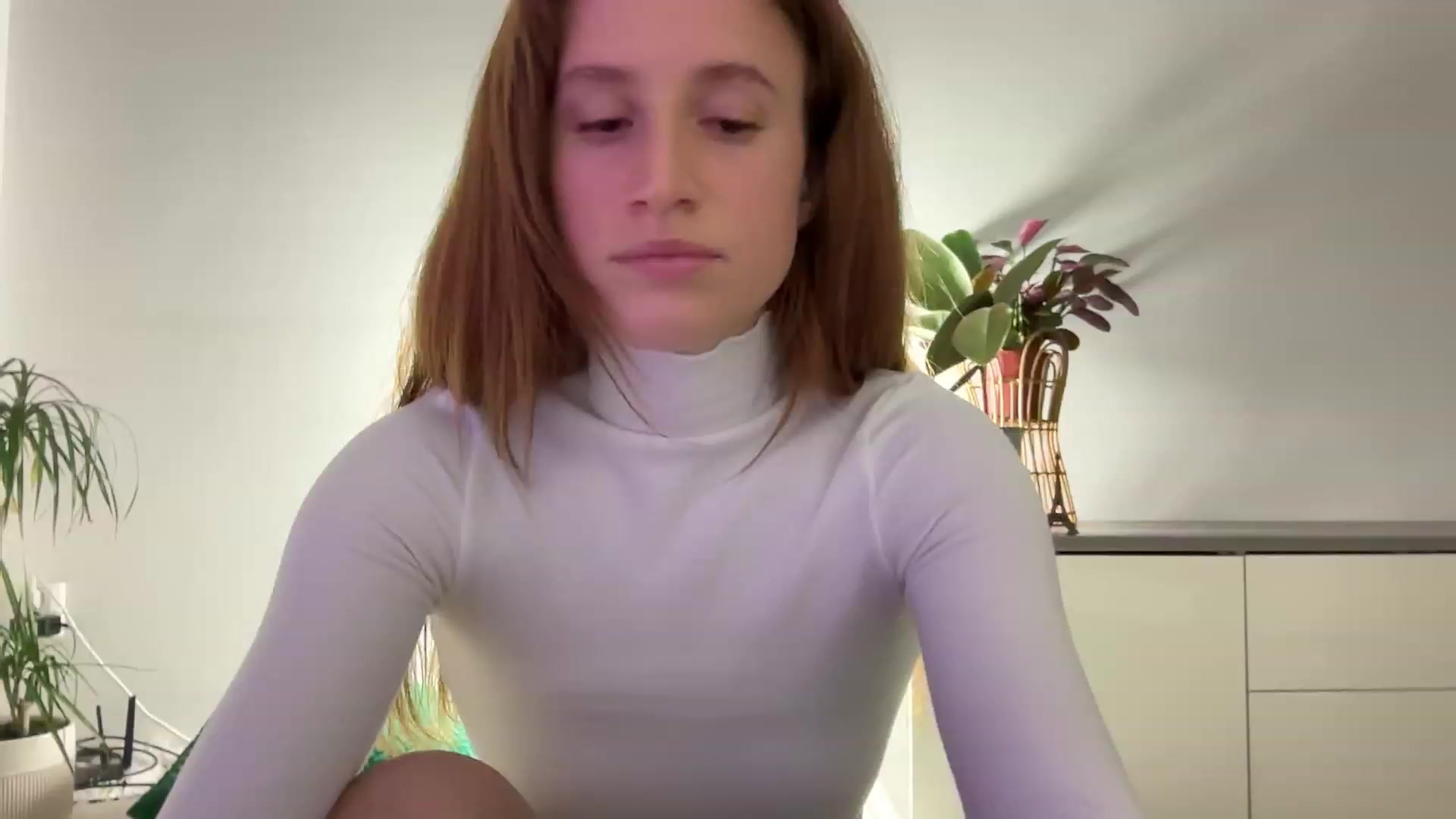 Gallery image thumbnail from LovelyBvnny's myfreecams stream on, 02/29/2024, 18:12 image 19 of 20