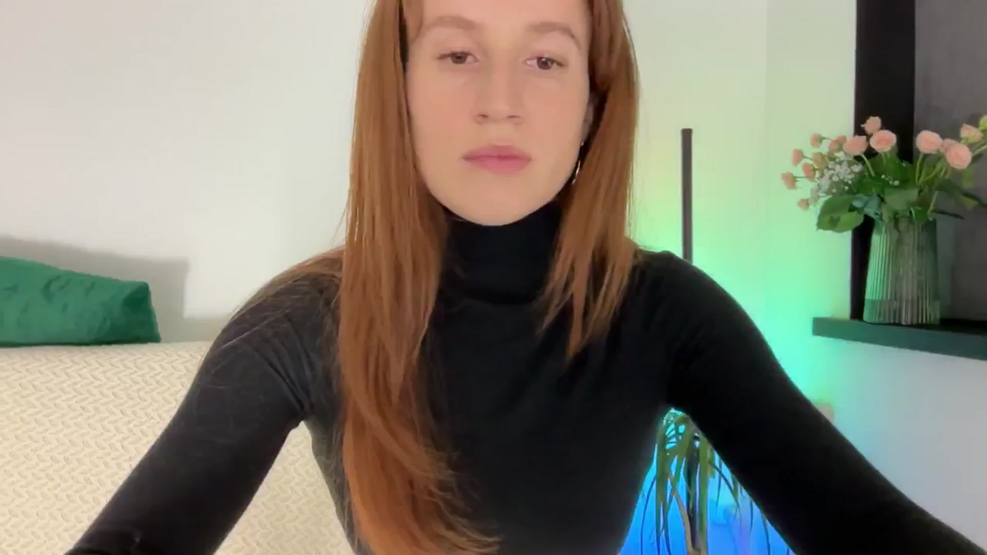 Gallery image thumbnail from LovelyBvnny's myfreecams stream on, 03/03/2024, 17:31 image 10 of 20