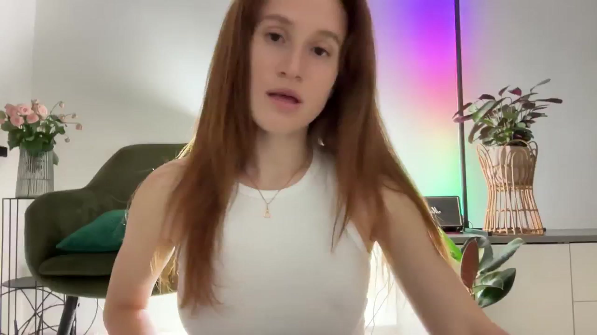 Gallery image thumbnail from LovelyBvnny's myfreecams stream on, 03/06/2024, 18:53 image 12 of 20