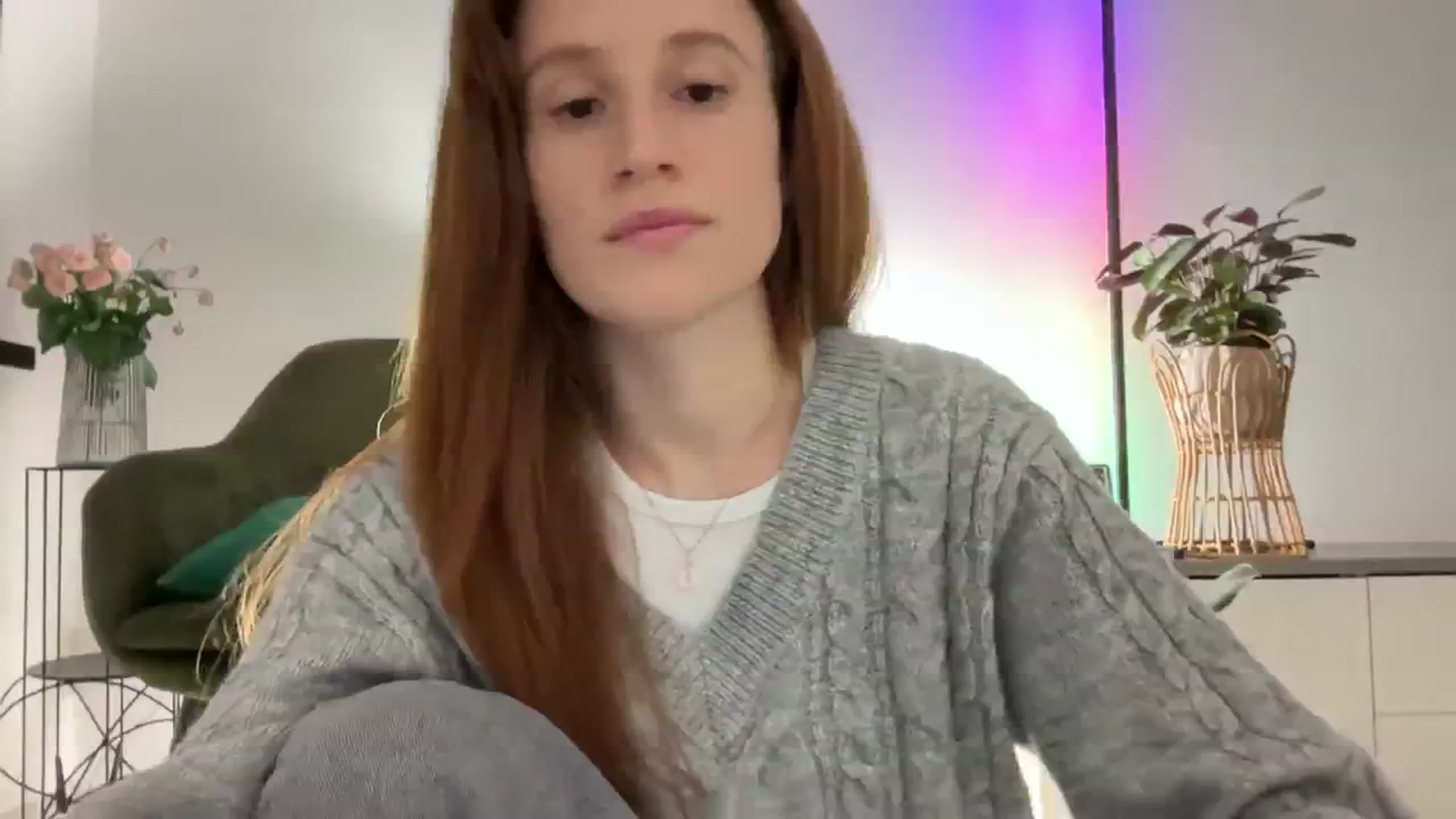 Gallery image thumbnail from LovelyBvnny's myfreecams stream on, 03/06/2024, 18:53 image 2 of 20