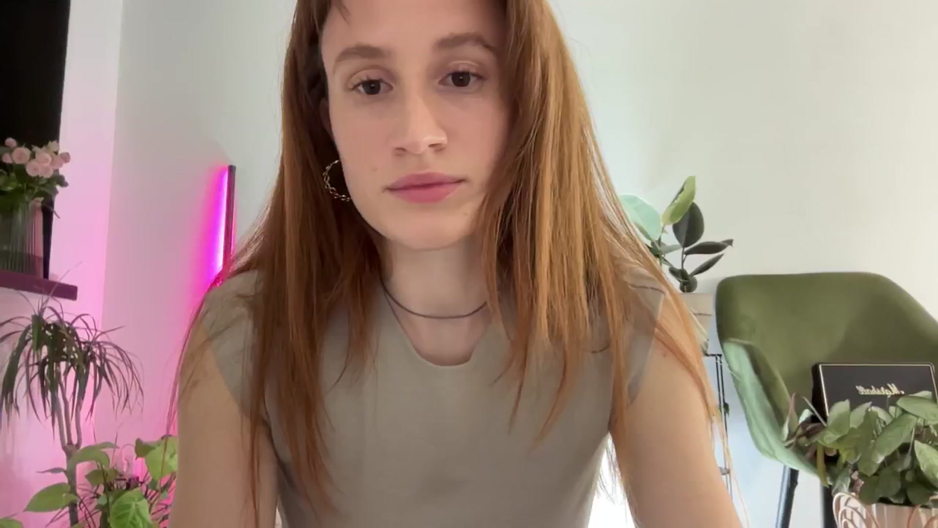 Gallery image thumbnail from LovelyBvnny's myfreecams stream on, 03/08/2024, 17:01 image 13 of 20