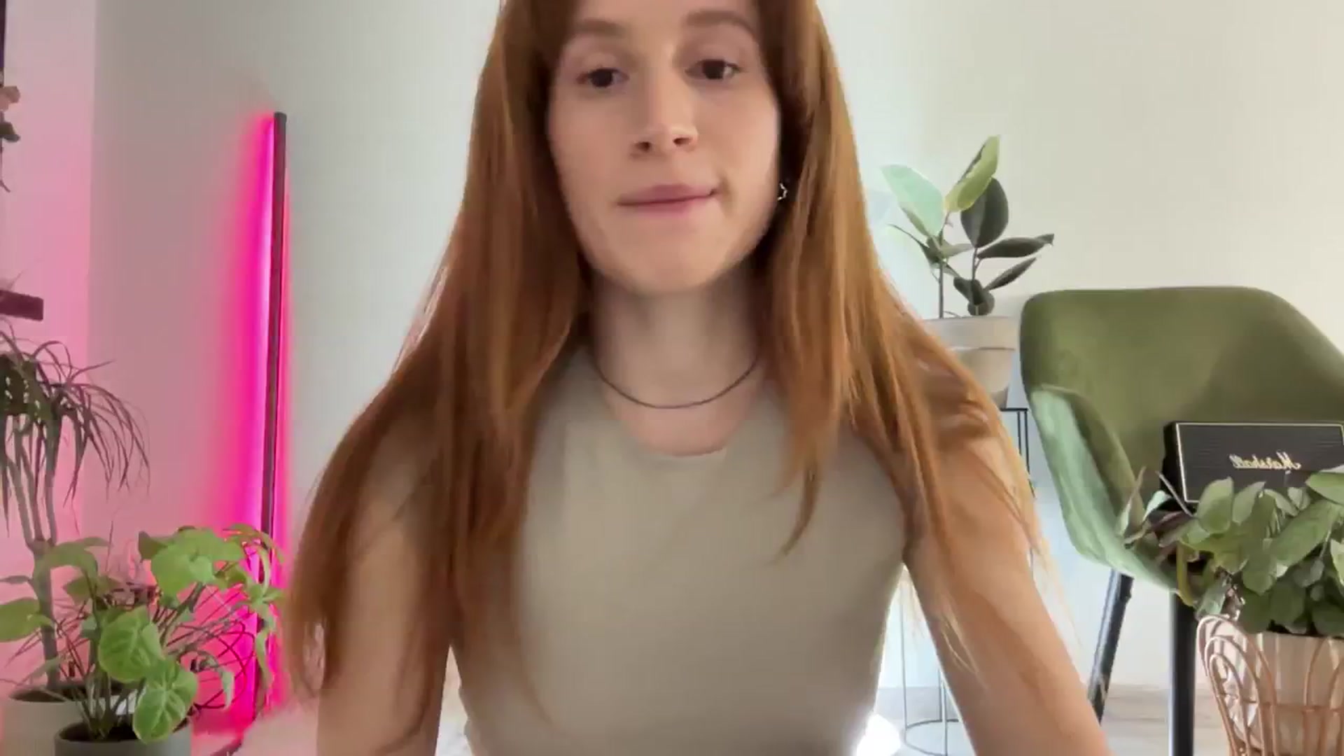 Gallery image thumbnail from LovelyBvnny's myfreecams stream on, 03/08/2024, 17:01 image 1 of 20