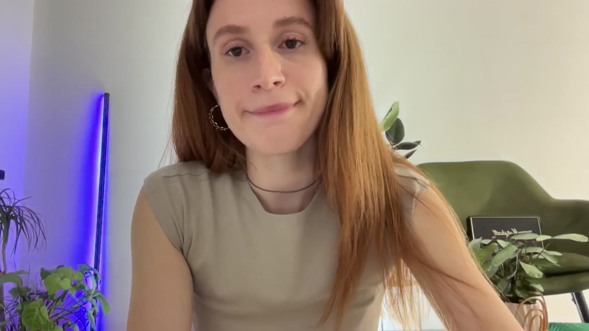 Gallery image thumbnail from LovelyBvnny's myfreecams stream on, 03/08/2024, 19:55 image 13 of 20
