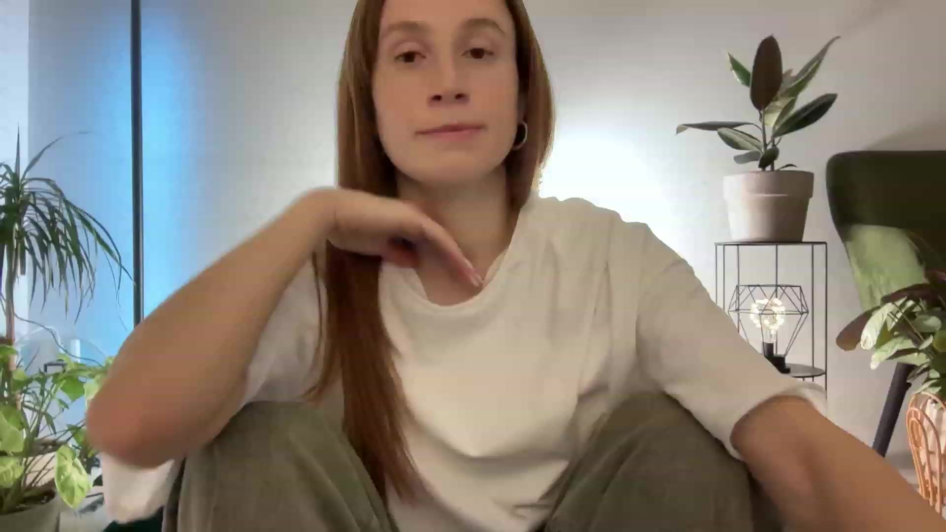 Gallery image thumbnail from LovelyBvnny's myfreecams stream on, 03/15/2024, 18:55 image 16 of 20