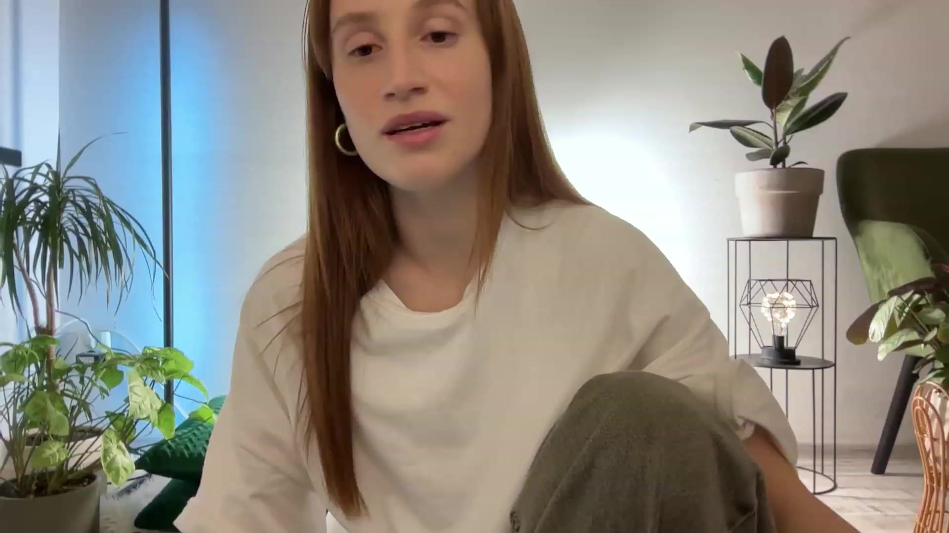Gallery image thumbnail from LovelyBvnny's myfreecams stream on, 03/15/2024, 18:55 image 14 of 20