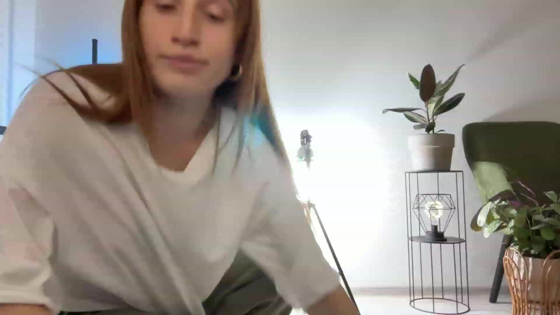 Gallery image thumbnail from LovelyBvnny's myfreecams stream on, 03/15/2024, 18:55 image 6 of 20