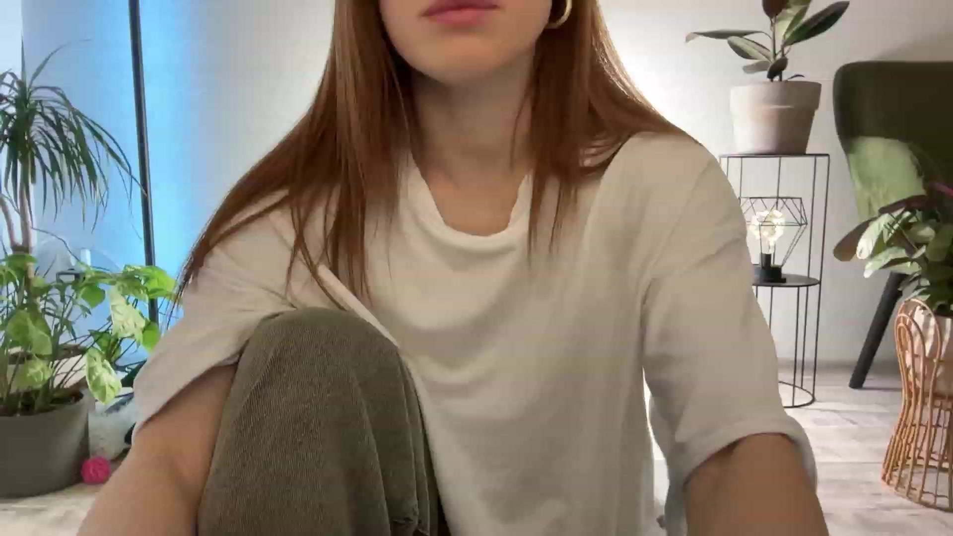 Gallery image thumbnail from LovelyBvnny's myfreecams stream on, 03/15/2024, 18:55 image 15 of 20