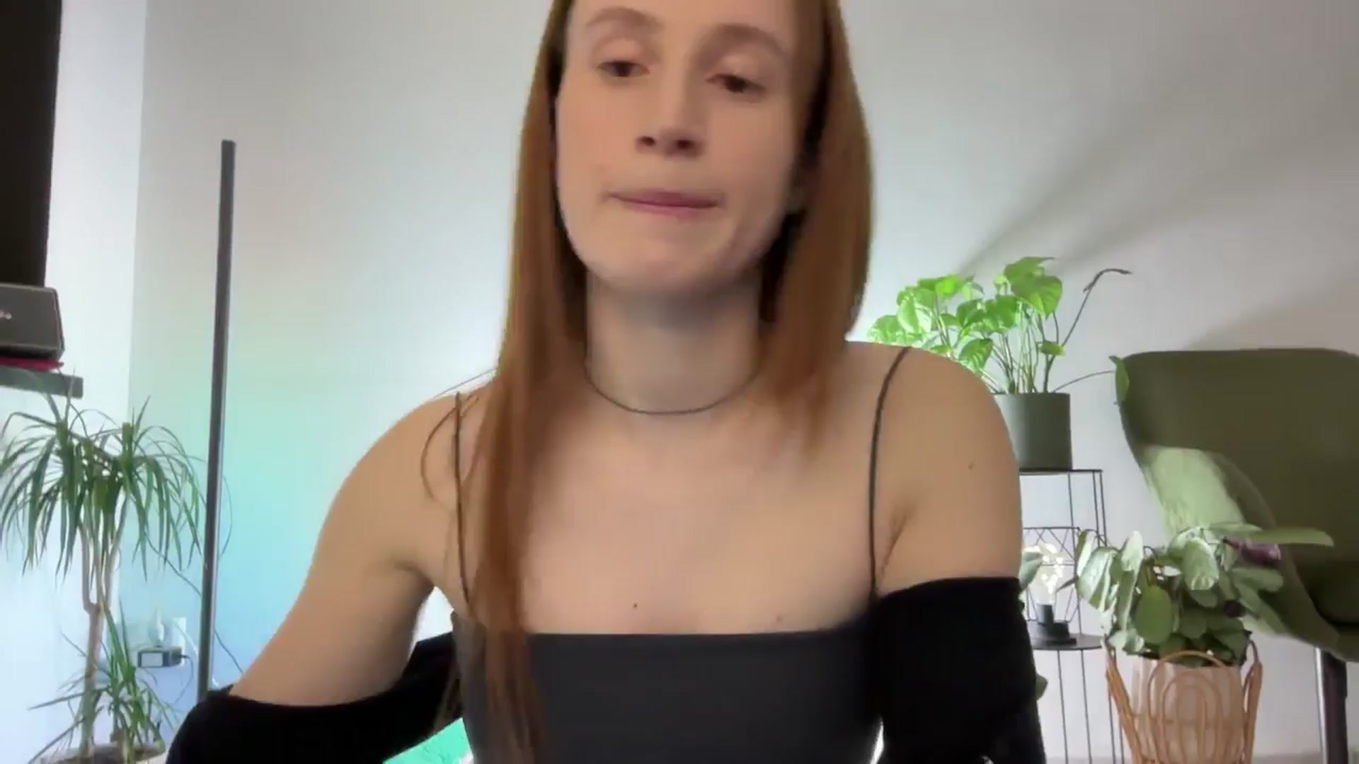 Gallery image thumbnail from LovelyBvnny's myfreecams stream on, 03/21/2024, 17:39 image 6 of 20
