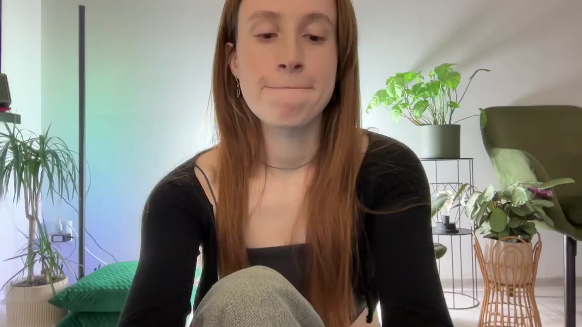 Gallery image thumbnail from LovelyBvnny's myfreecams stream on, 03/21/2024, 19:12 image 11 of 20