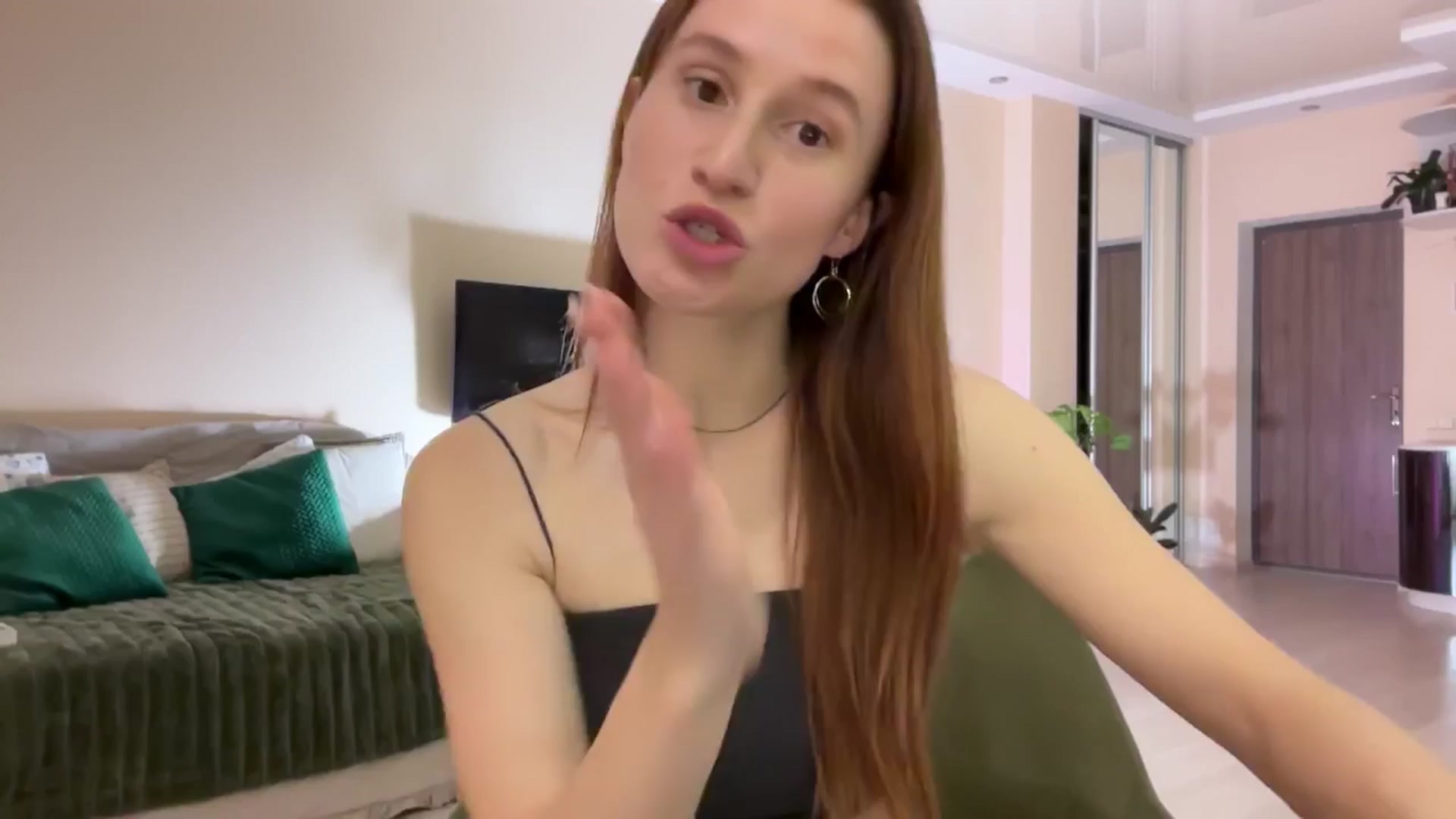 Gallery image thumbnail from LovelyBvnny's myfreecams stream on, 03/28/2024, 18:06 image 14 of 20
