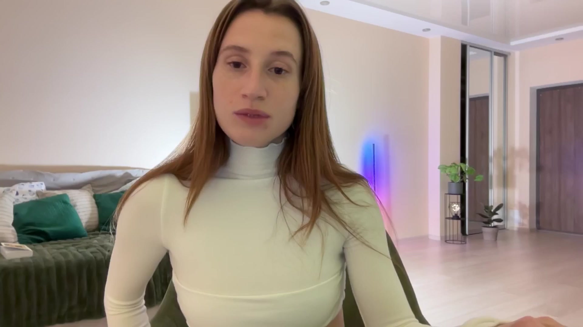 Gallery image thumbnail from LovelyBvnny's myfreecams stream on, 03/28/2024, 19:54 image 12 of 20