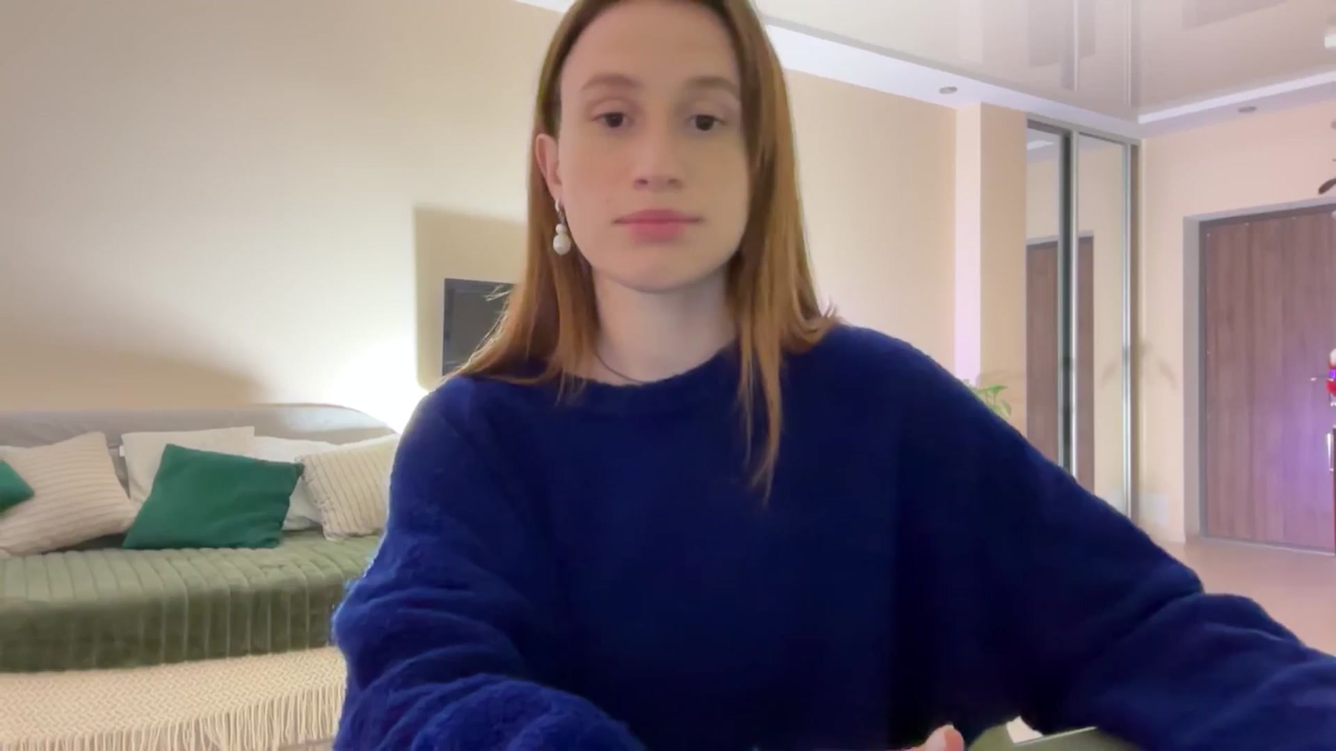 Gallery image thumbnail from LovelyBvnny's myfreecams stream on, 04/14/2024, 16:37 image 16 of 20