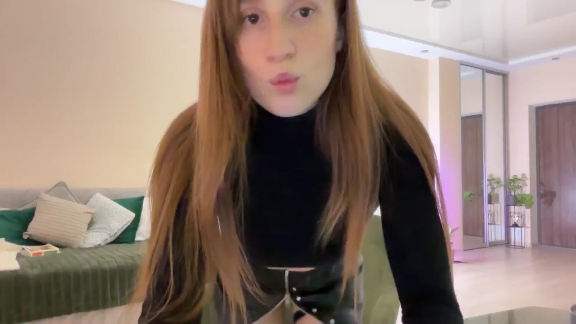 Gallery image thumbnail from LovelyBvnny's myfreecams stream on, 04/22/2024, 18:46 image 11 of 20