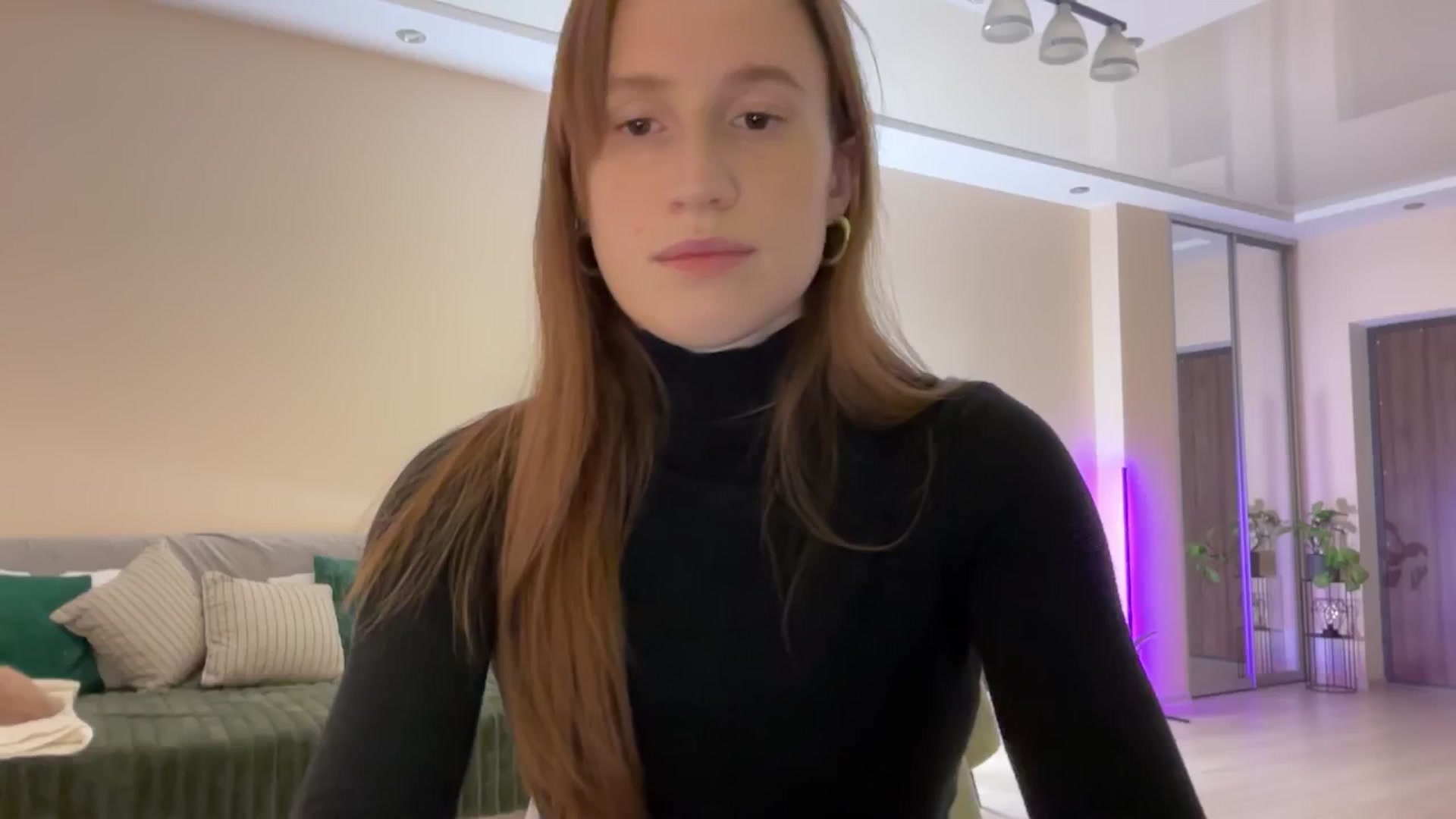 Gallery image thumbnail from LovelyBvnny's myfreecams stream on, 04/23/2024, 16:13 image 5 of 20