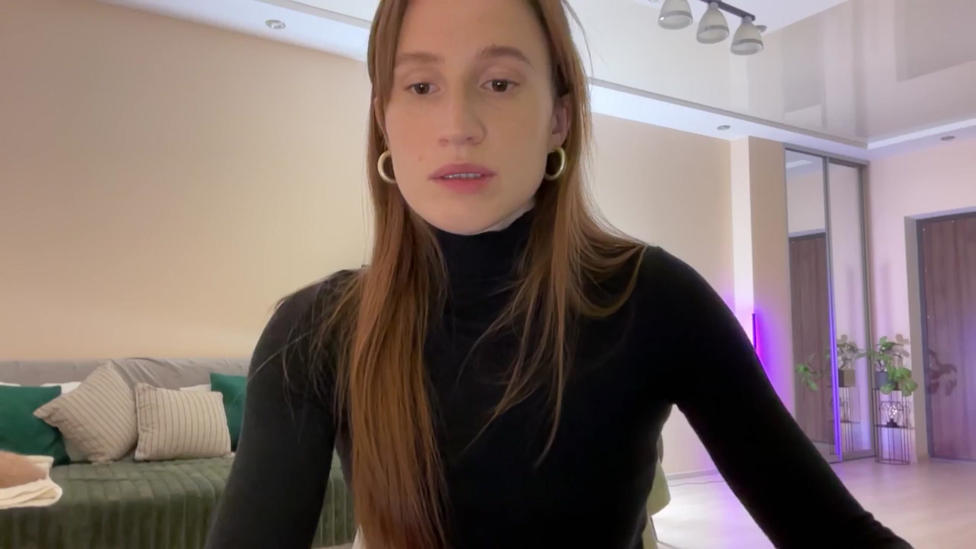 Gallery image thumbnail from LovelyBvnny's myfreecams stream on, 04/23/2024, 16:13 image 15 of 20