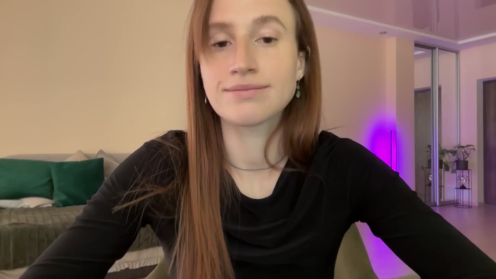 Gallery image thumbnail from LovelyBvnny's myfreecams stream on, 04/28/2024, 09:00 image 10 of 20