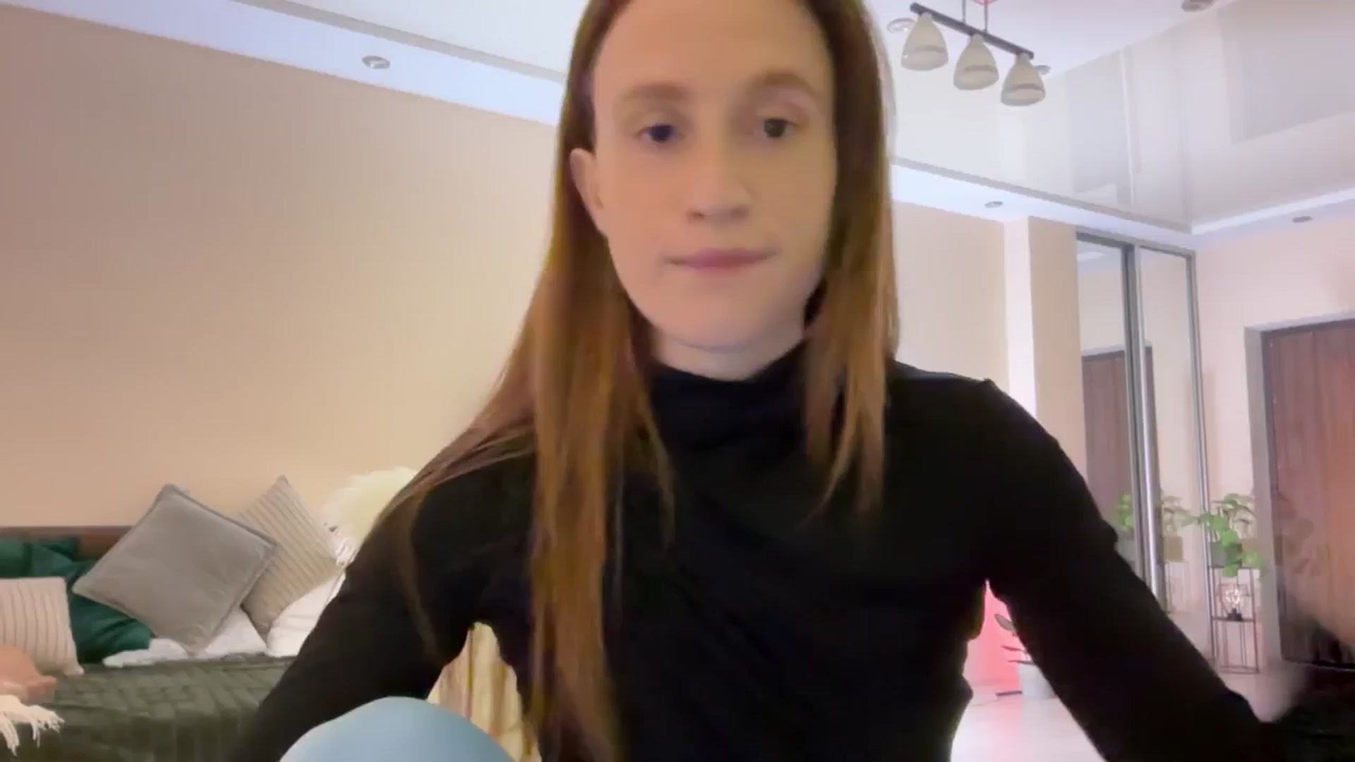 Gallery image thumbnail from LovelyBvnny's myfreecams stream on, 04/29/2024, 18:02 image 17 of 20
