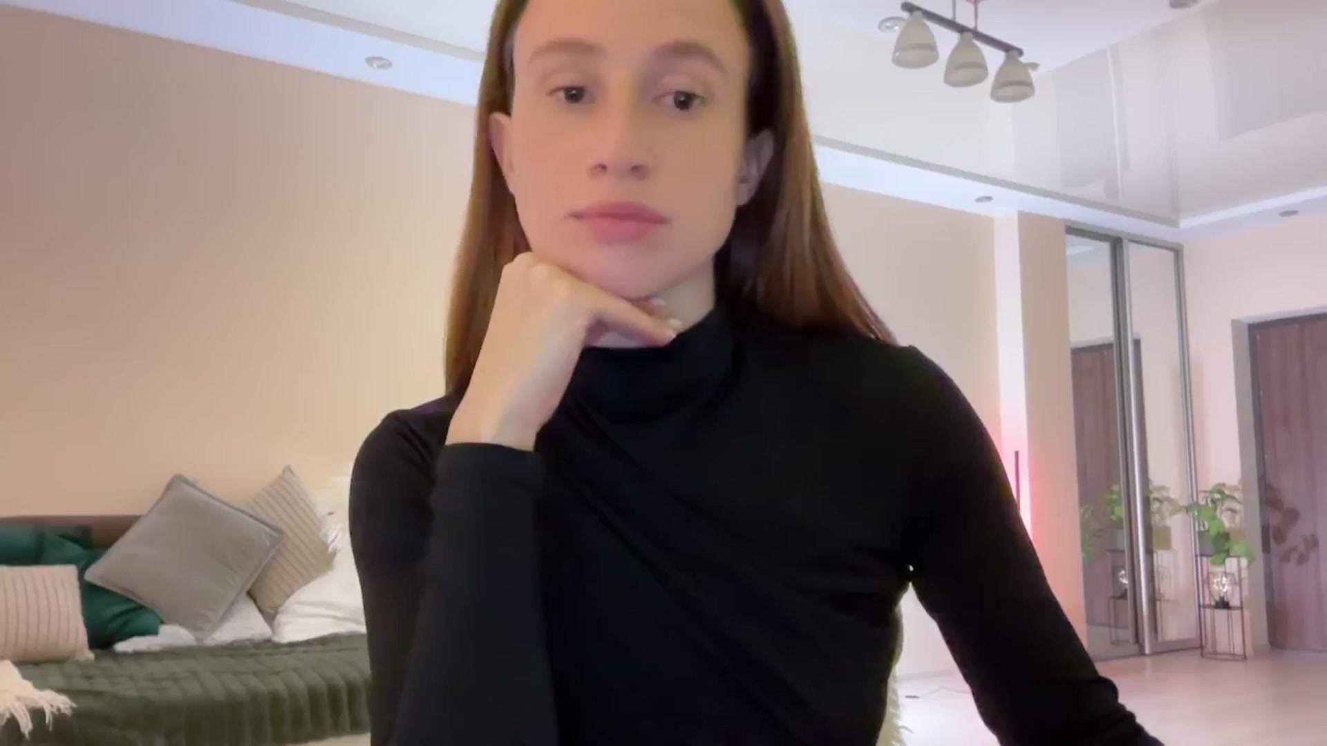 Gallery image thumbnail from LovelyBvnny's myfreecams stream on, 04/29/2024, 18:02 image 2 of 20