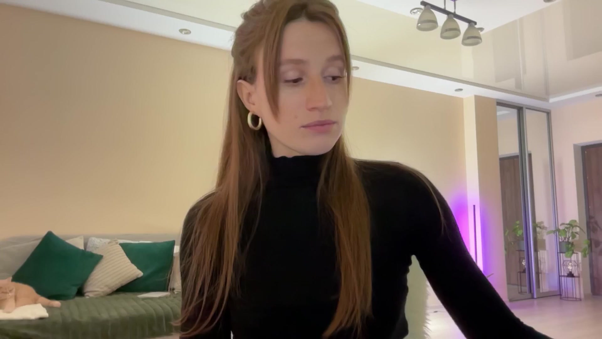 Gallery image thumbnail from LovelyBvnny's myfreecams stream on, 05/02/2024, 16:43 image 17 of 20