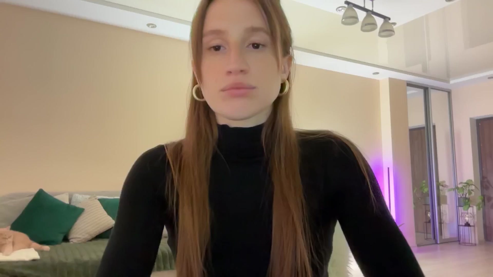Gallery image thumbnail from LovelyBvnny's myfreecams stream on, 05/02/2024, 16:43 image 15 of 20