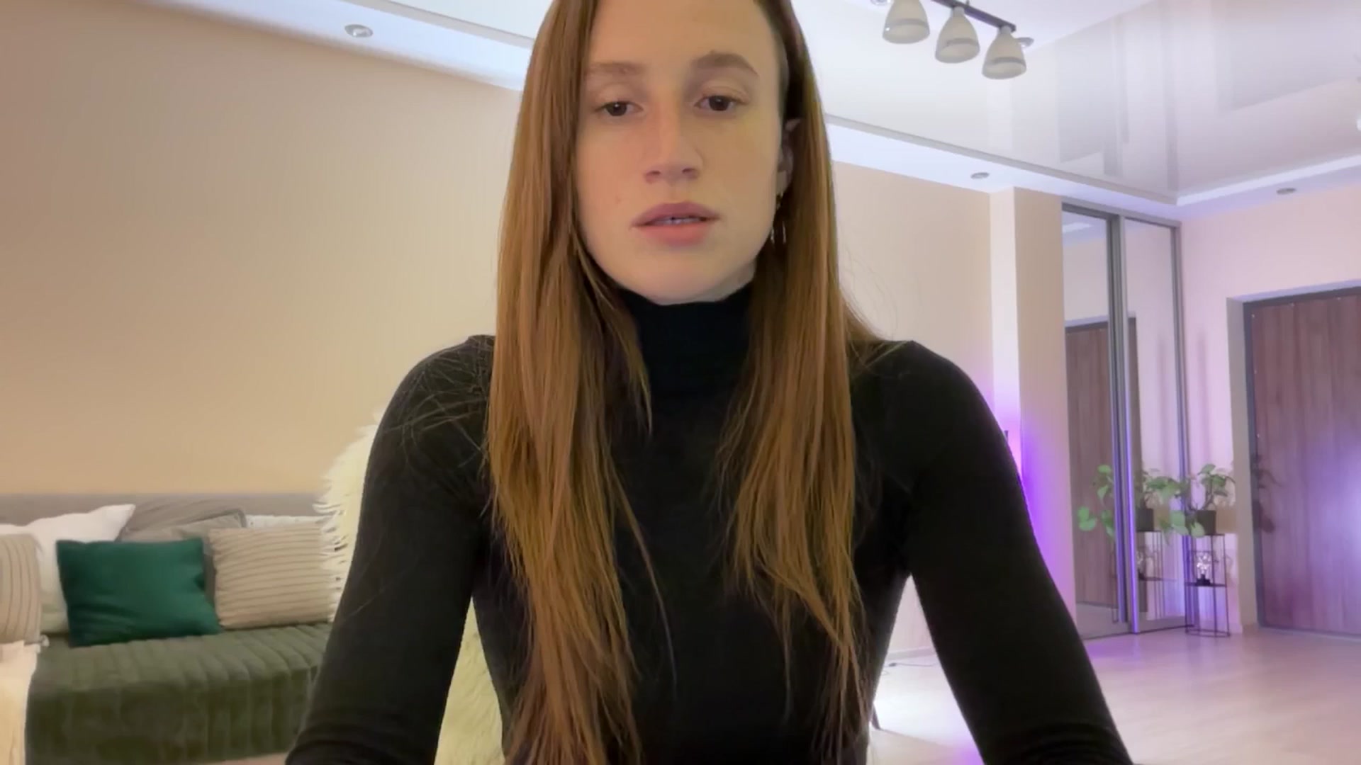 Gallery image thumbnail from LovelyBvnny's myfreecams stream on, 05/04/2024, 17:51 image 20 of 20