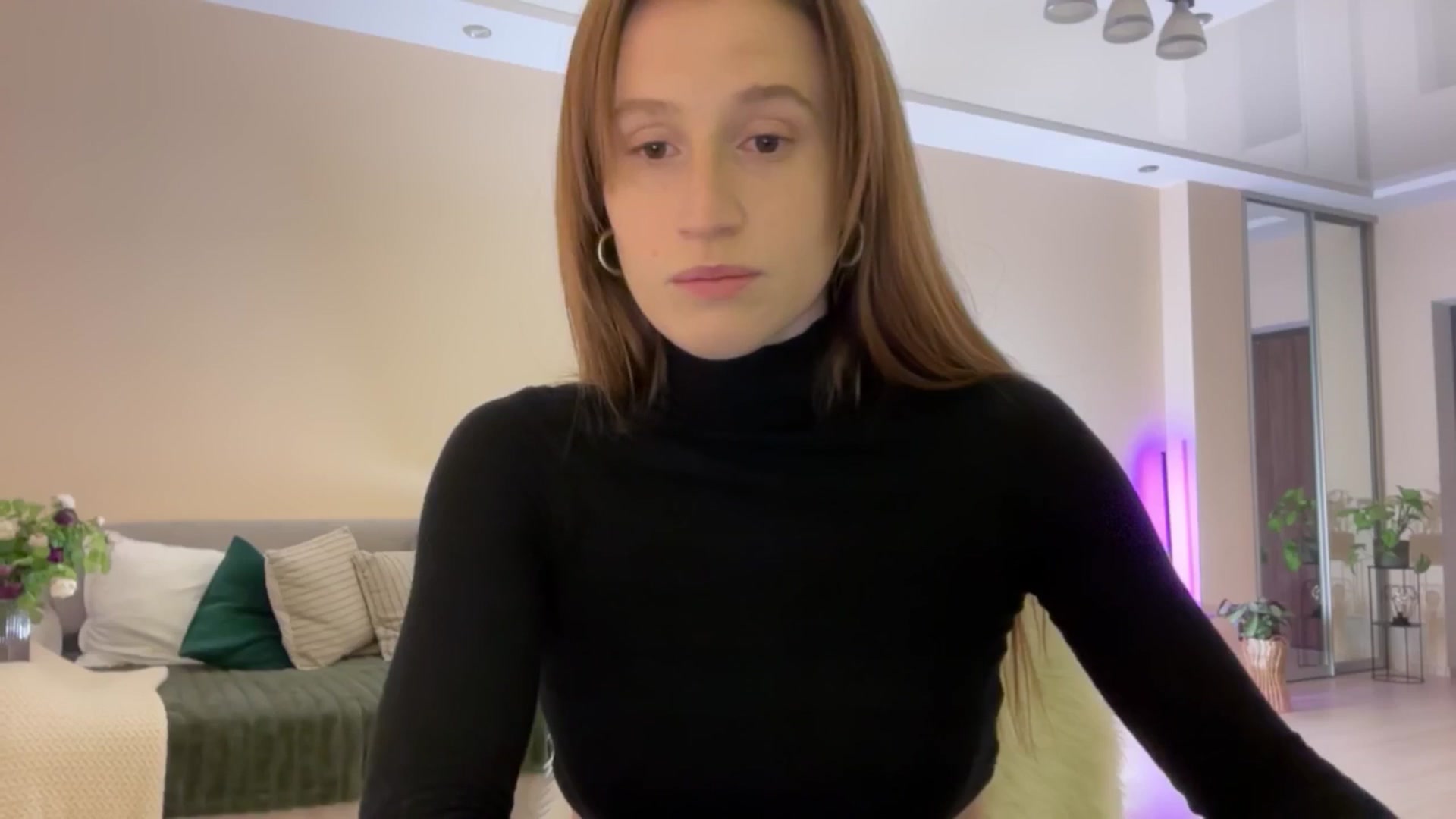 Gallery image thumbnail from LovelyBvnny's myfreecams stream on, 05/13/2024, 19:14 image 8 of 20