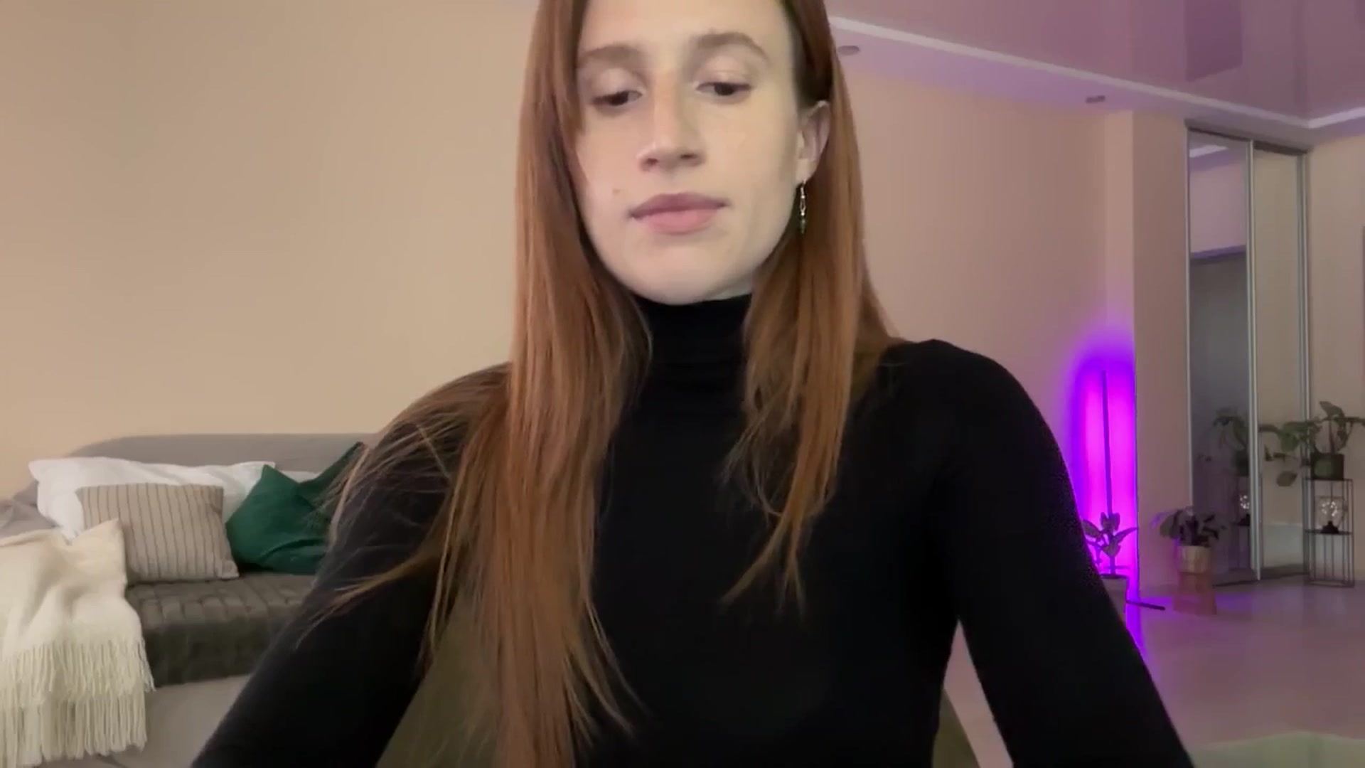 Gallery image thumbnail from LovelyBvnny's myfreecams stream on, 05/16/2024, 13:43 image 14 of 20