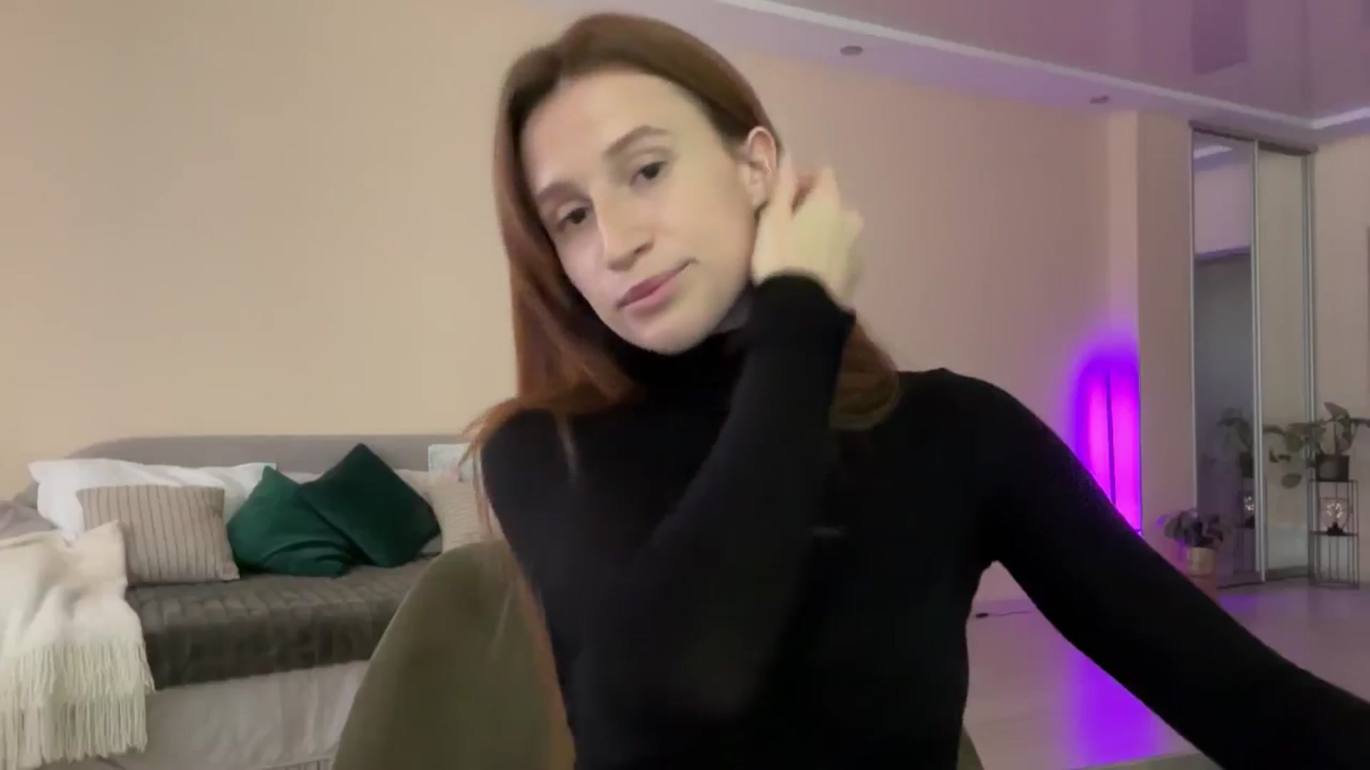Gallery image thumbnail from LovelyBvnny's myfreecams stream on, 05/16/2024, 13:43 image 11 of 20