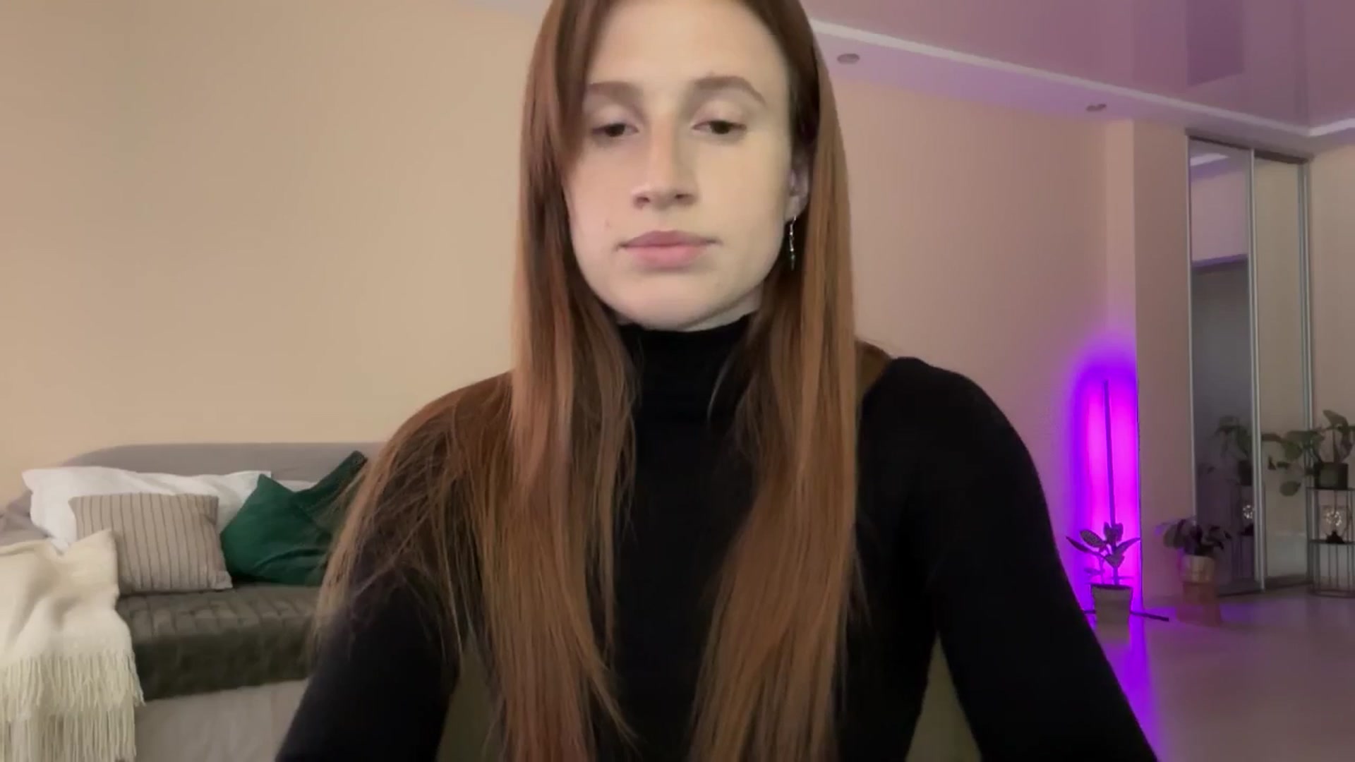 Gallery image thumbnail from LovelyBvnny's myfreecams stream on, 05/16/2024, 14:21 image 4 of 20