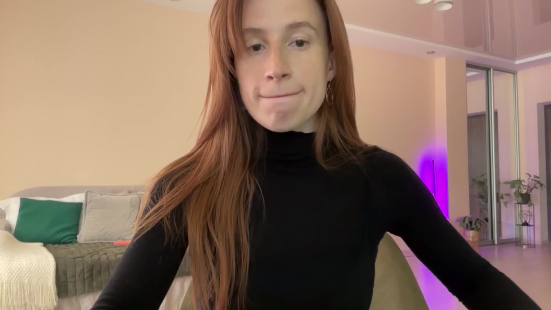 Gallery image thumbnail from LovelyBvnny's myfreecams stream on, 05/23/2024, 09:18 image 1 of 20
