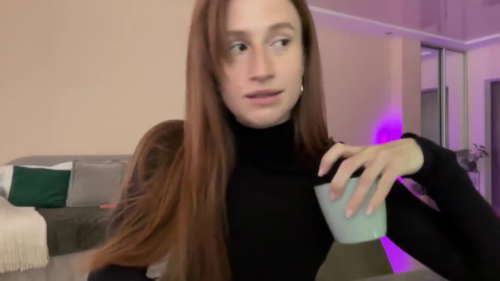 Gallery image thumbnail from LovelyBvnny's myfreecams stream on, 05/23/2024, 09:18 image 20 of 20