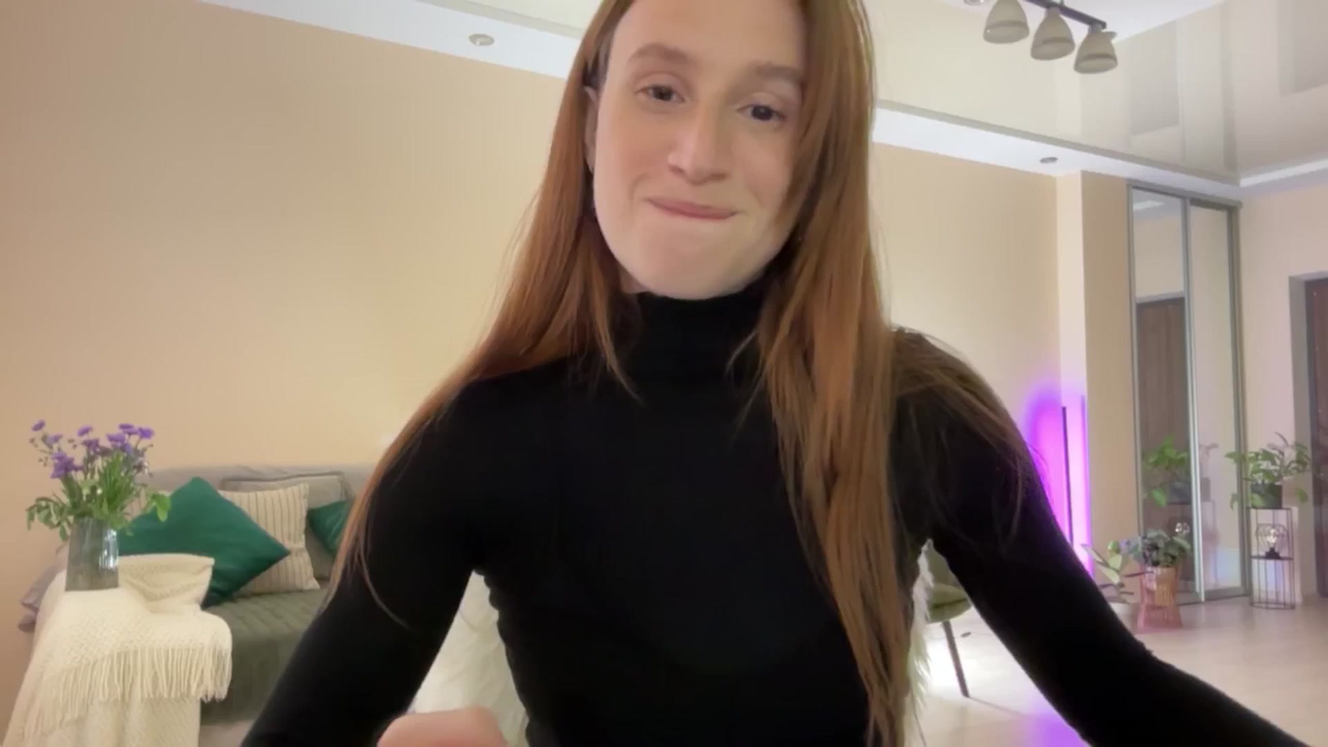 Gallery image thumbnail from LovelyBvnny's myfreecams stream on, 05/28/2024, 15:49 image 19 of 20