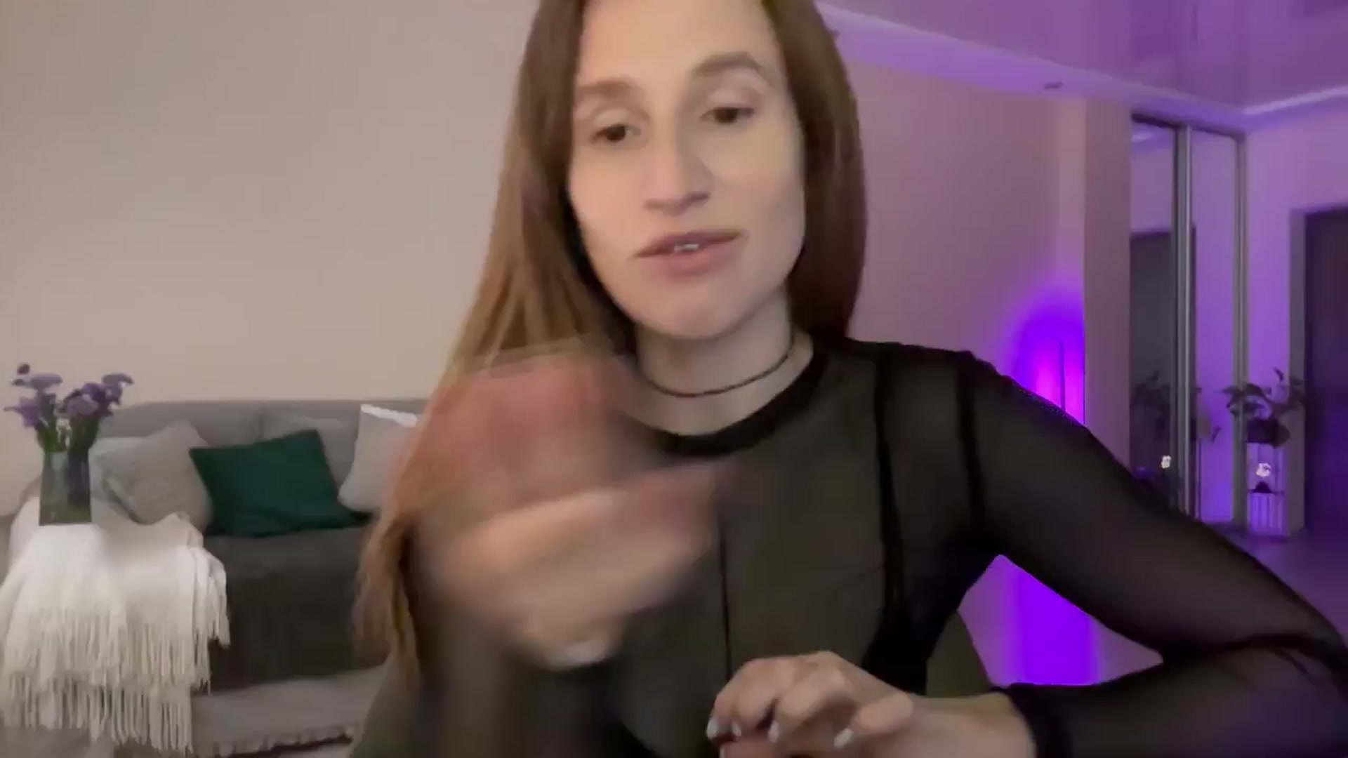 Gallery image thumbnail from LovelyBvnny's myfreecams stream on, 05/30/2024, 16:09 image 17 of 20
